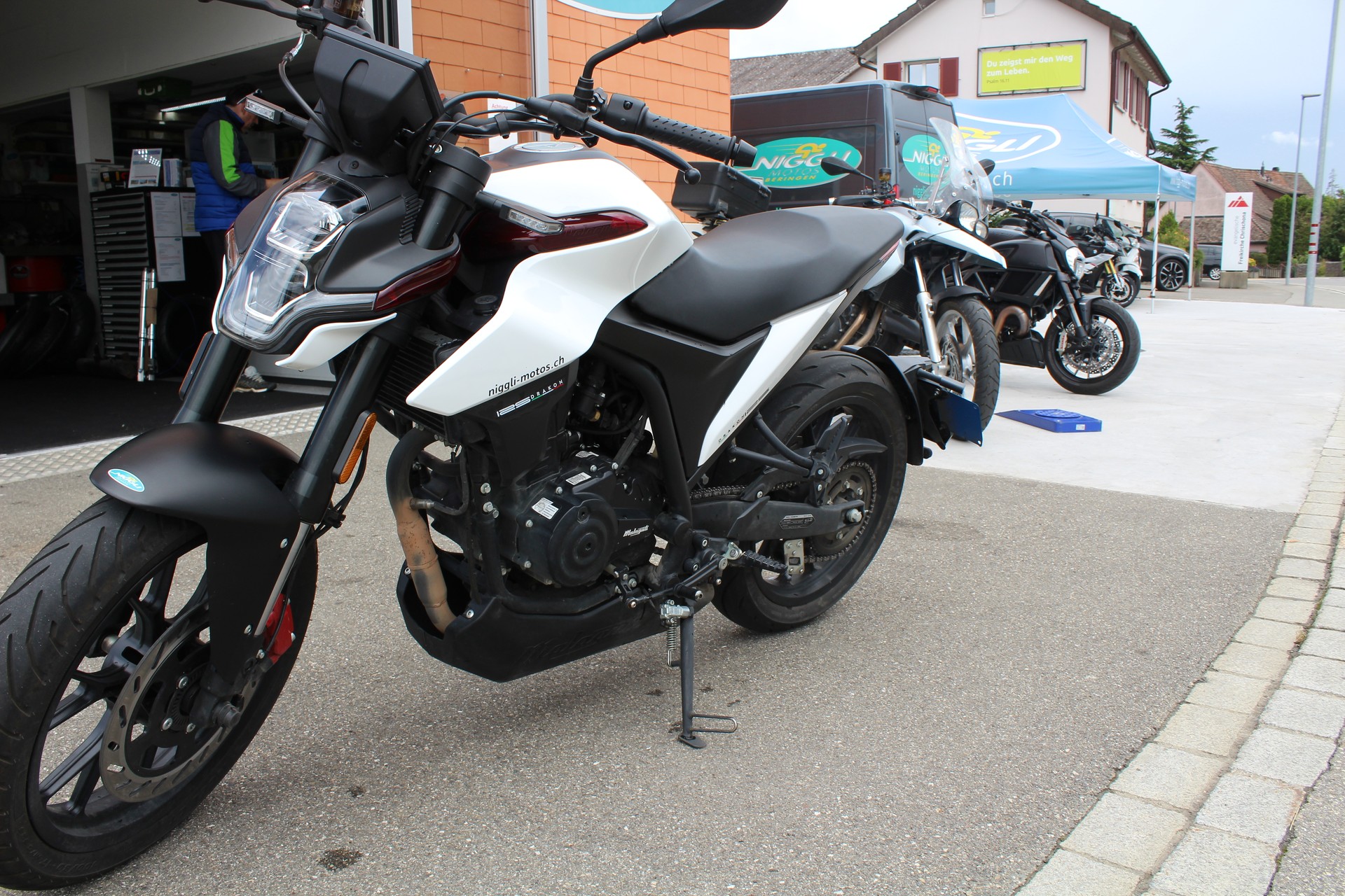 MALAGUTI Drakon 125 ABS-image-5