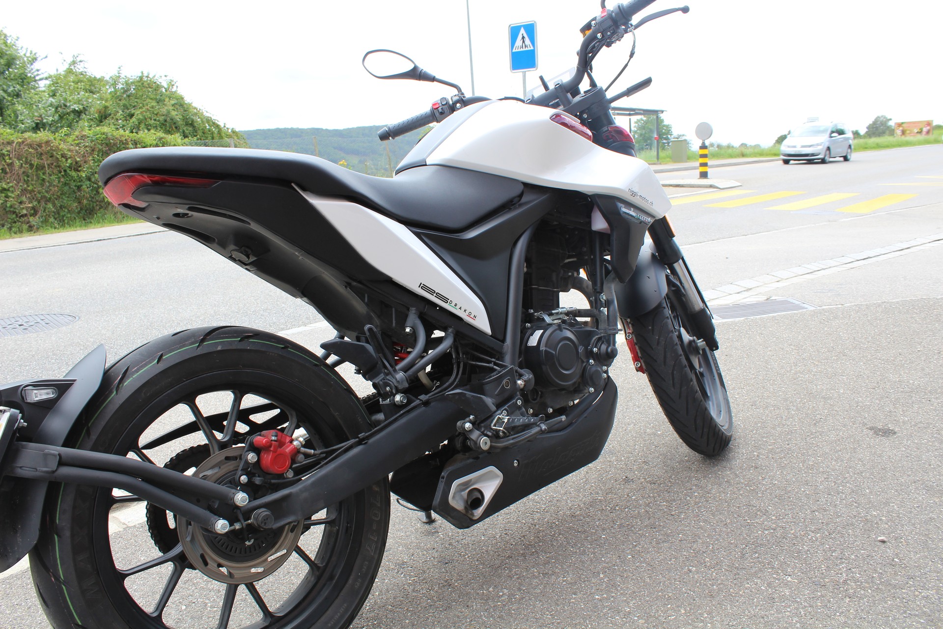 MALAGUTI Drakon 125 ABS-image-2