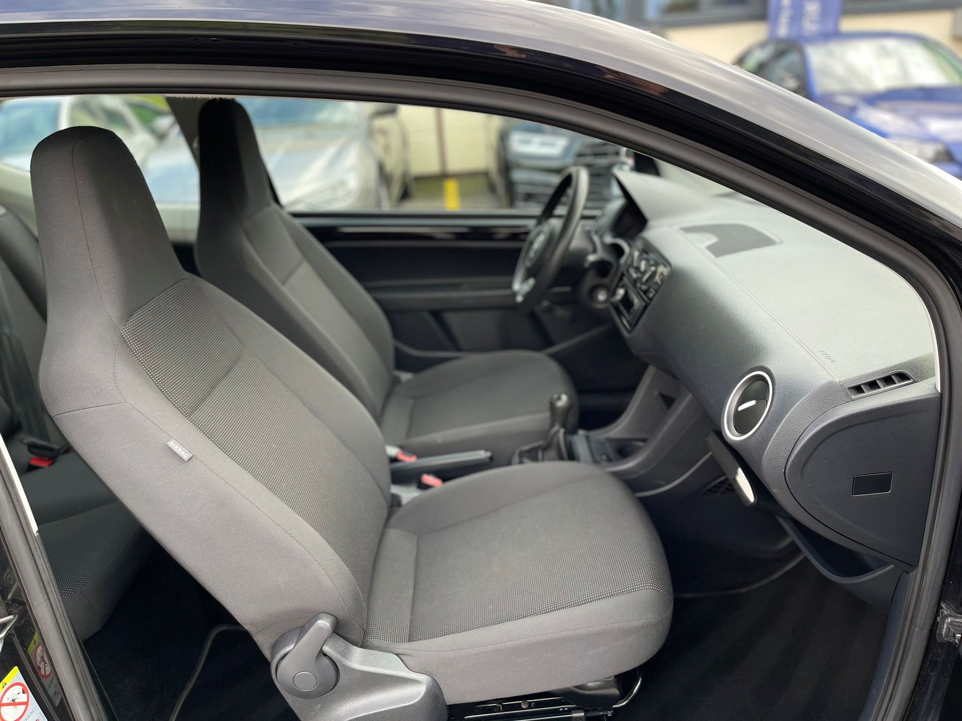 VW Up 1.0 take up-image-10