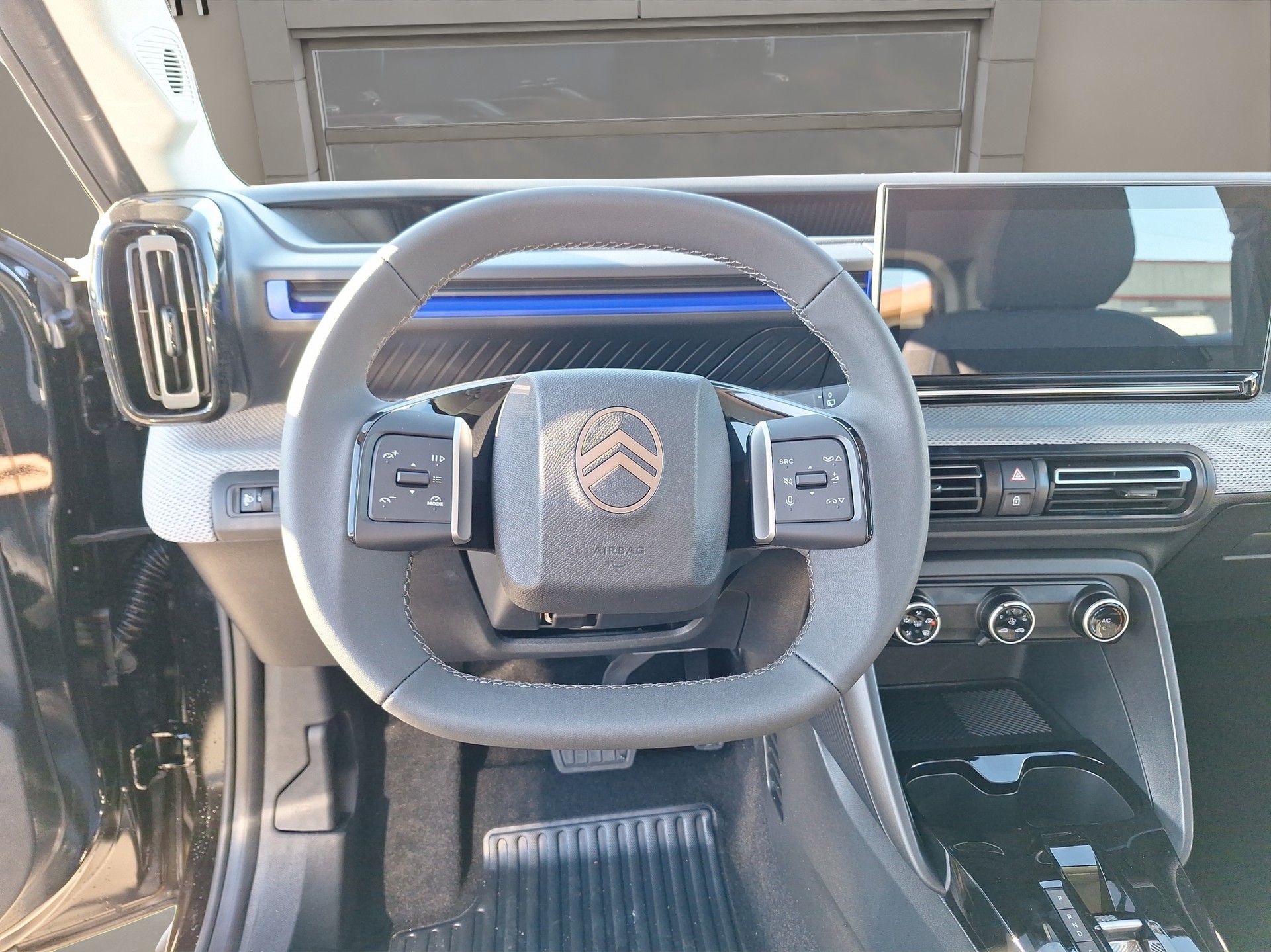 CITROEN e-C3 44kWh You+-image-10
