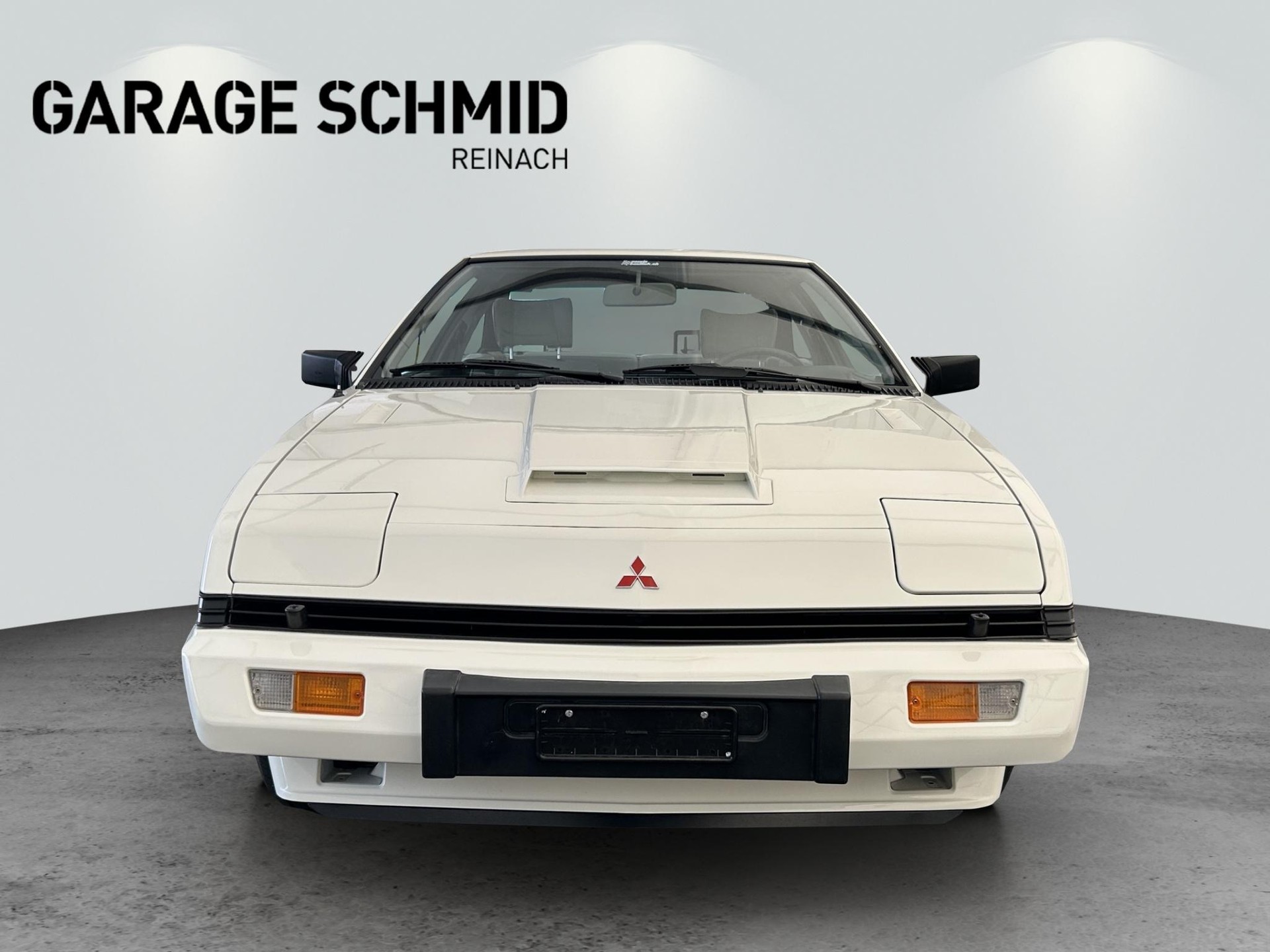 MITSUBISHI Starion 2000 Turbo EX-showroom-element-1