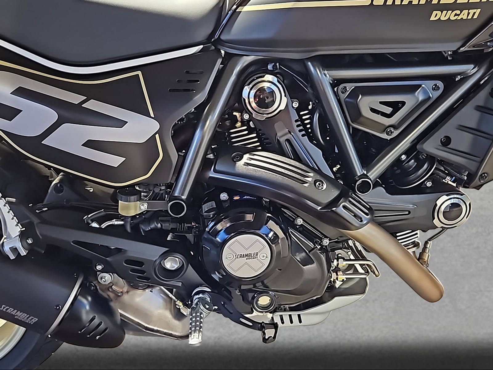DUCATI Scrambler 803 Full Throttle-image-7