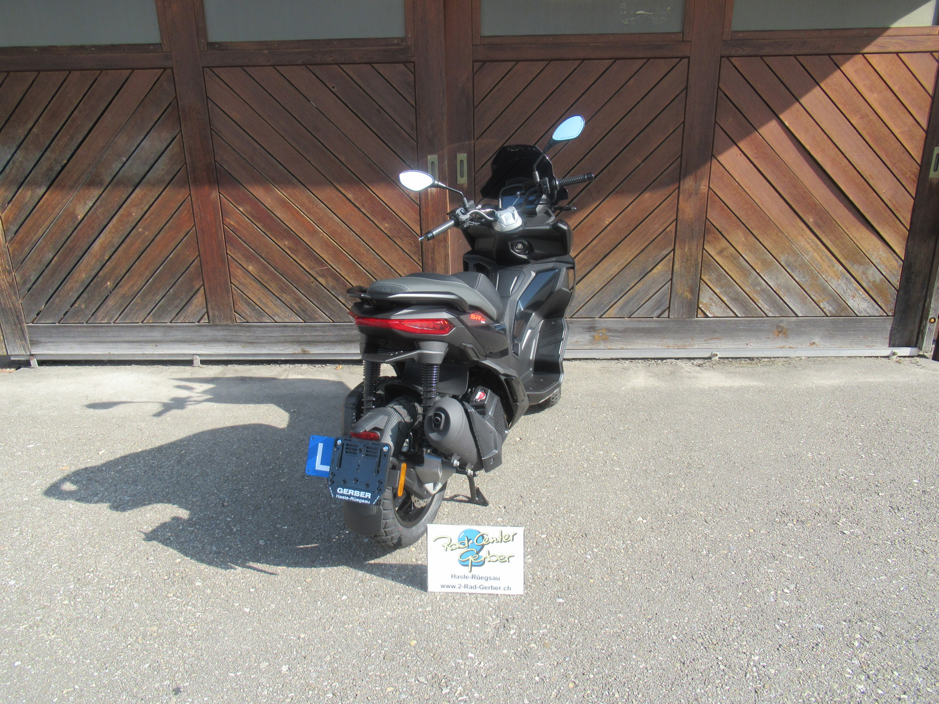 APRILIA SR GT 125-image-6