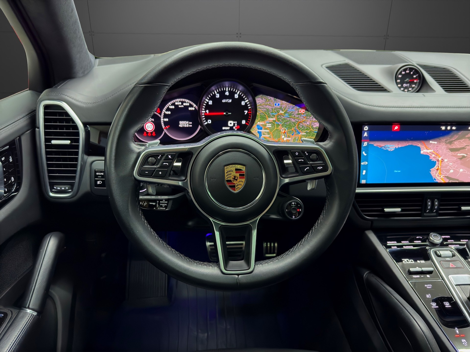 PORSCHE Cayenne GTS-image-10