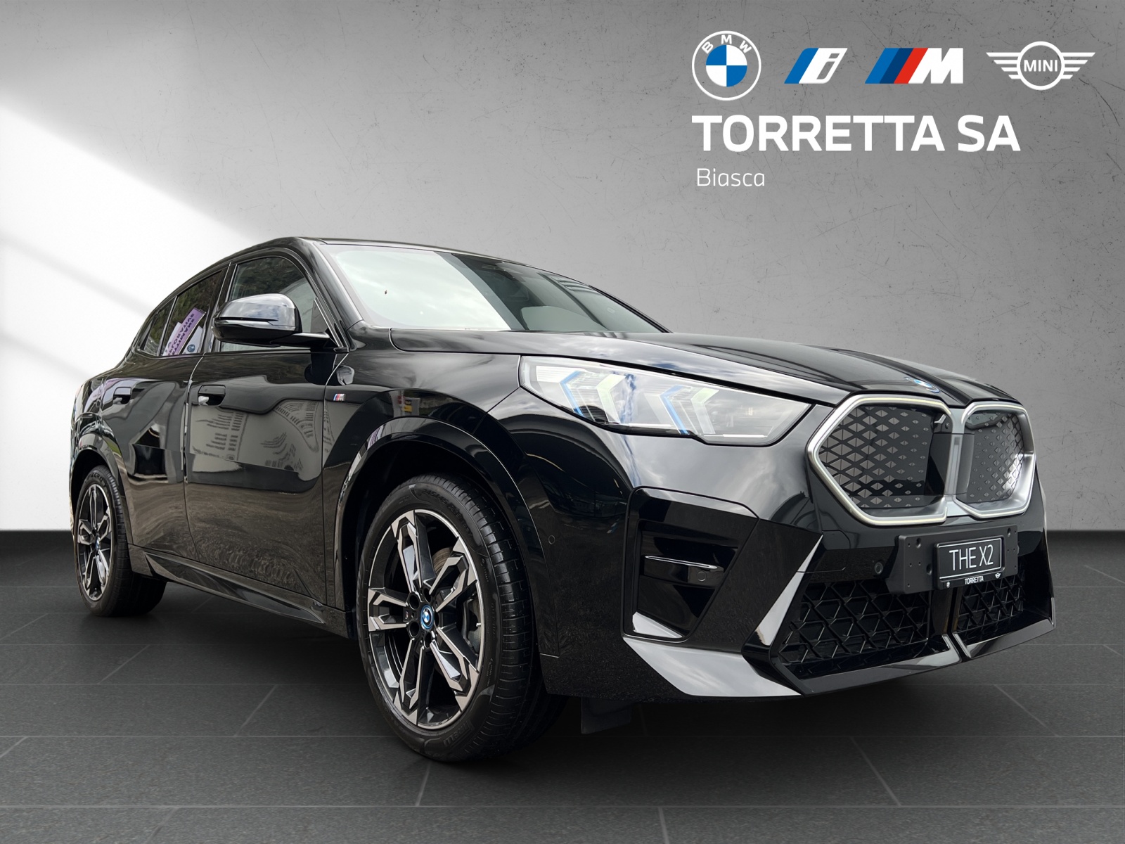 BMW iX2 xDrive 30 M Sport-image-7