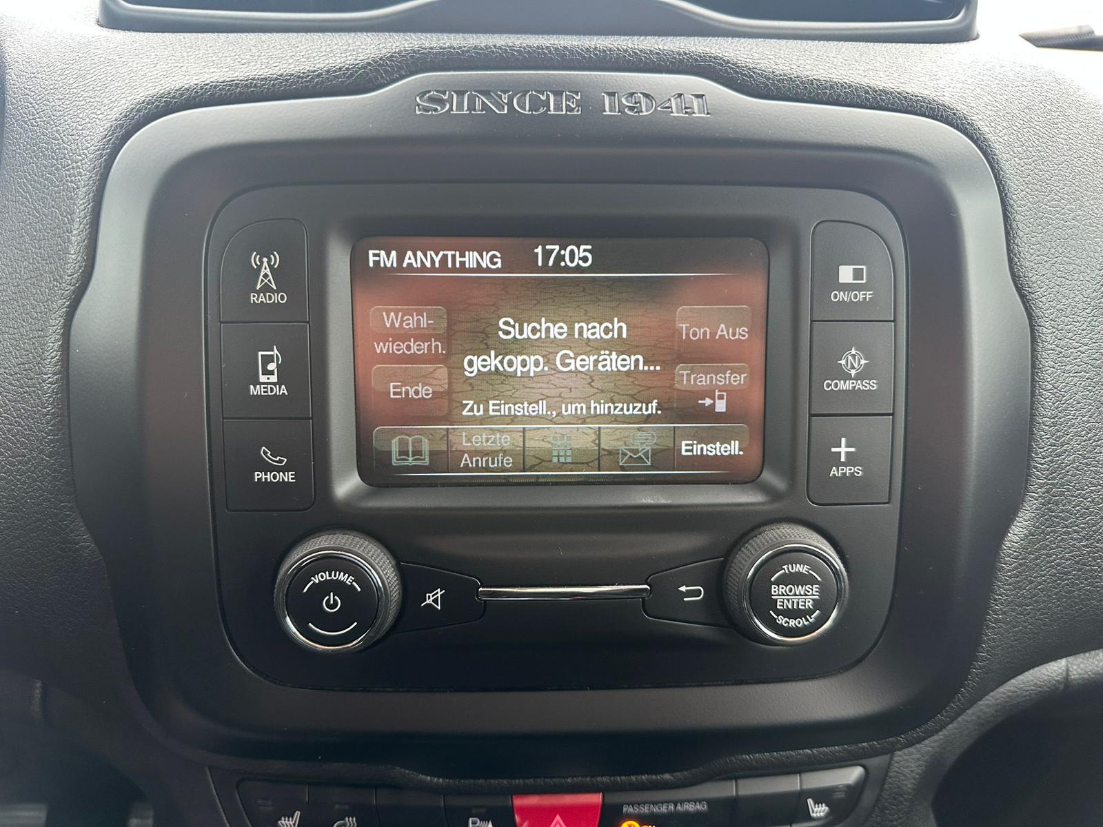 JEEP Renegade 1.4 Turbo Street Edition-image-16