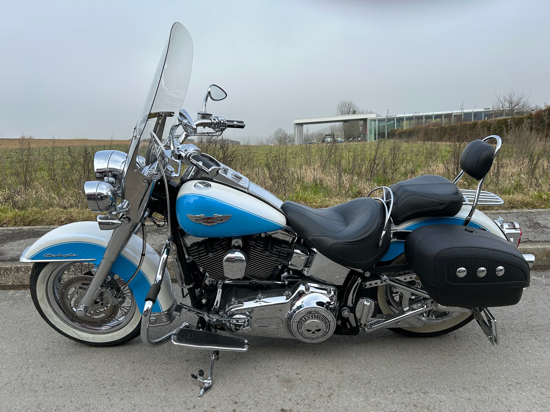 HARLEY-DAVIDSON FLSTN Softail Deluxe ABS-image-4