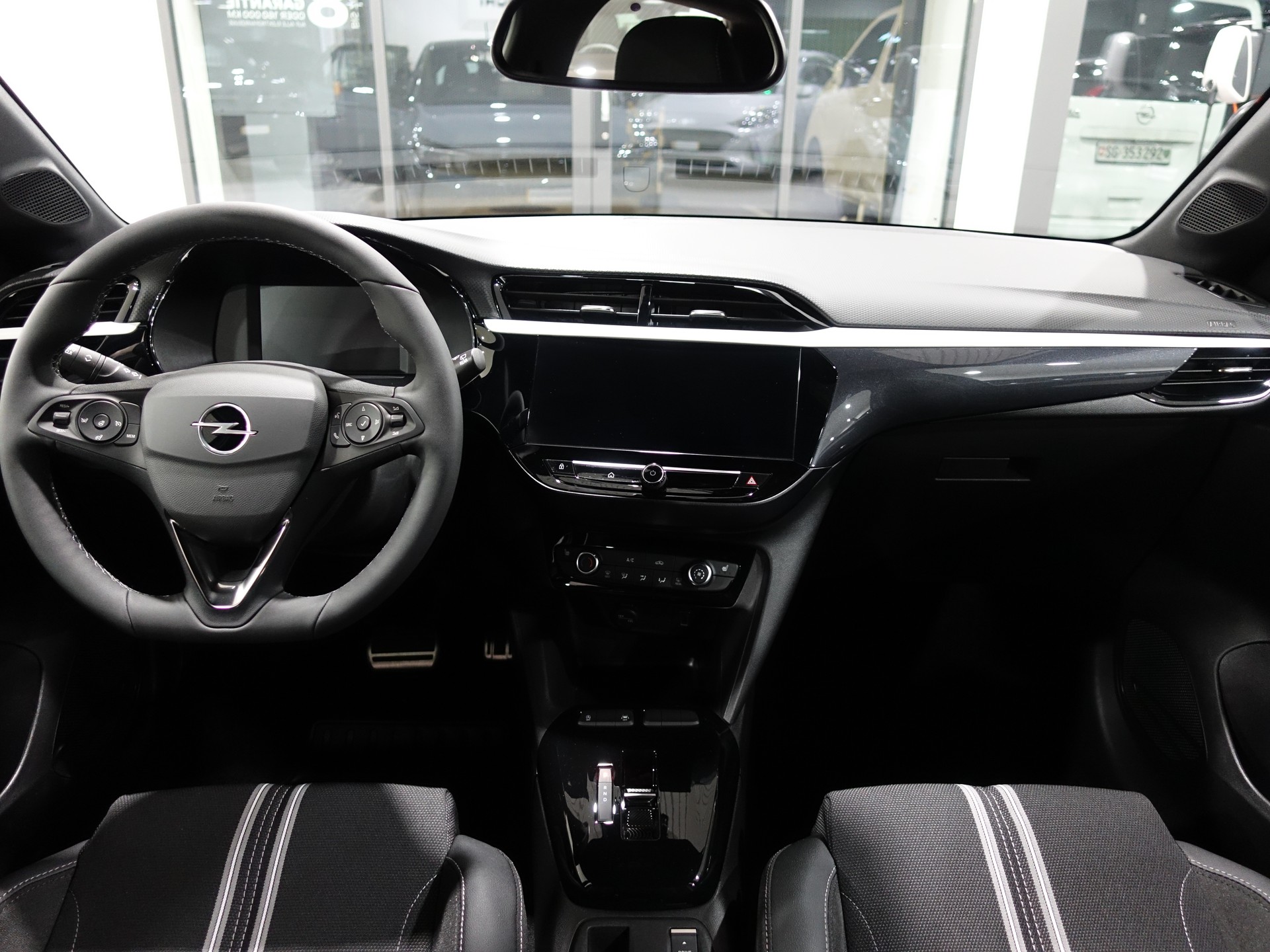 OPEL Corsa 1.2 MHEV Viva-image-11
