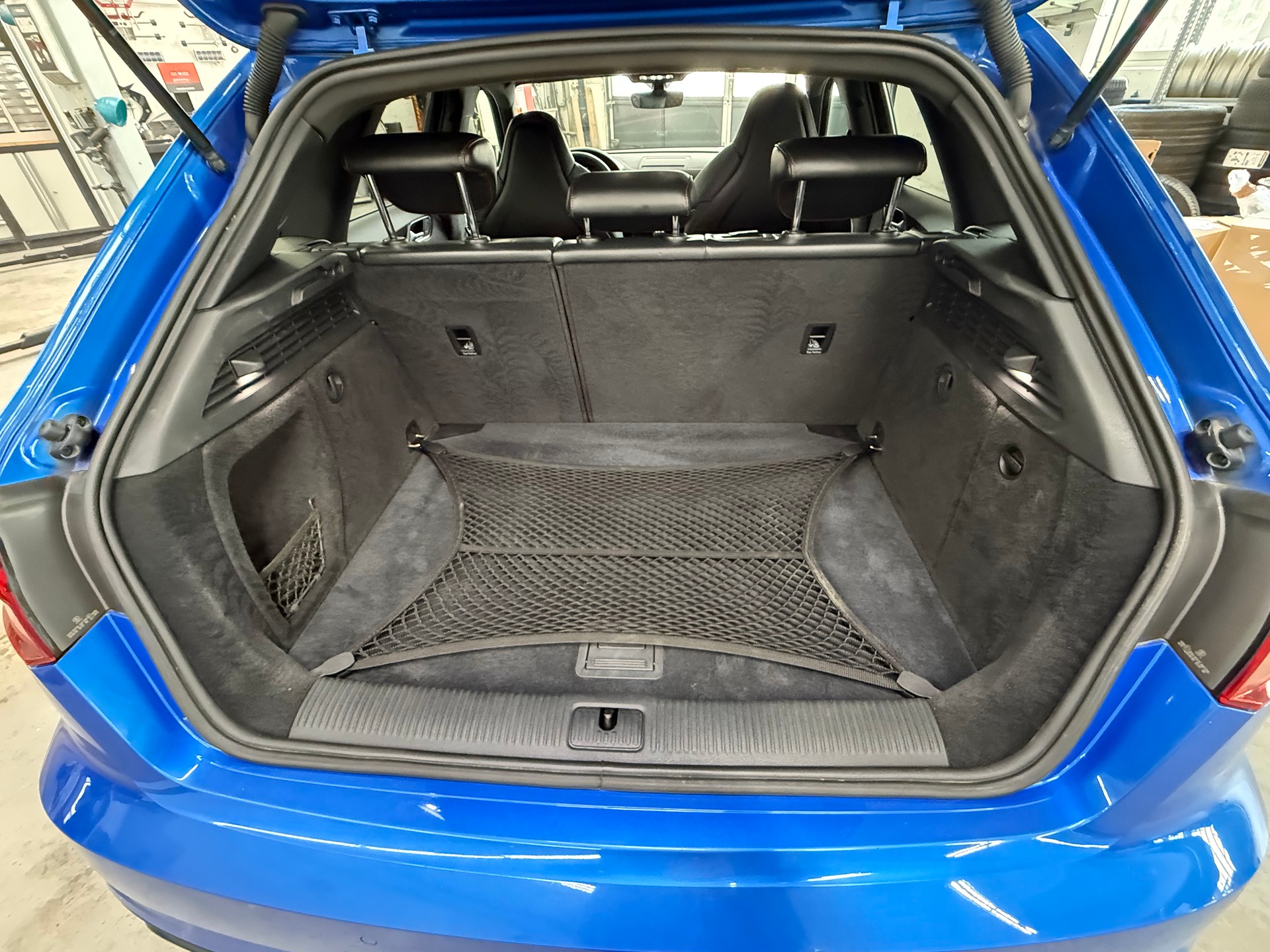 AUDI RS3 SB 2.5 TSI quattro-image-17