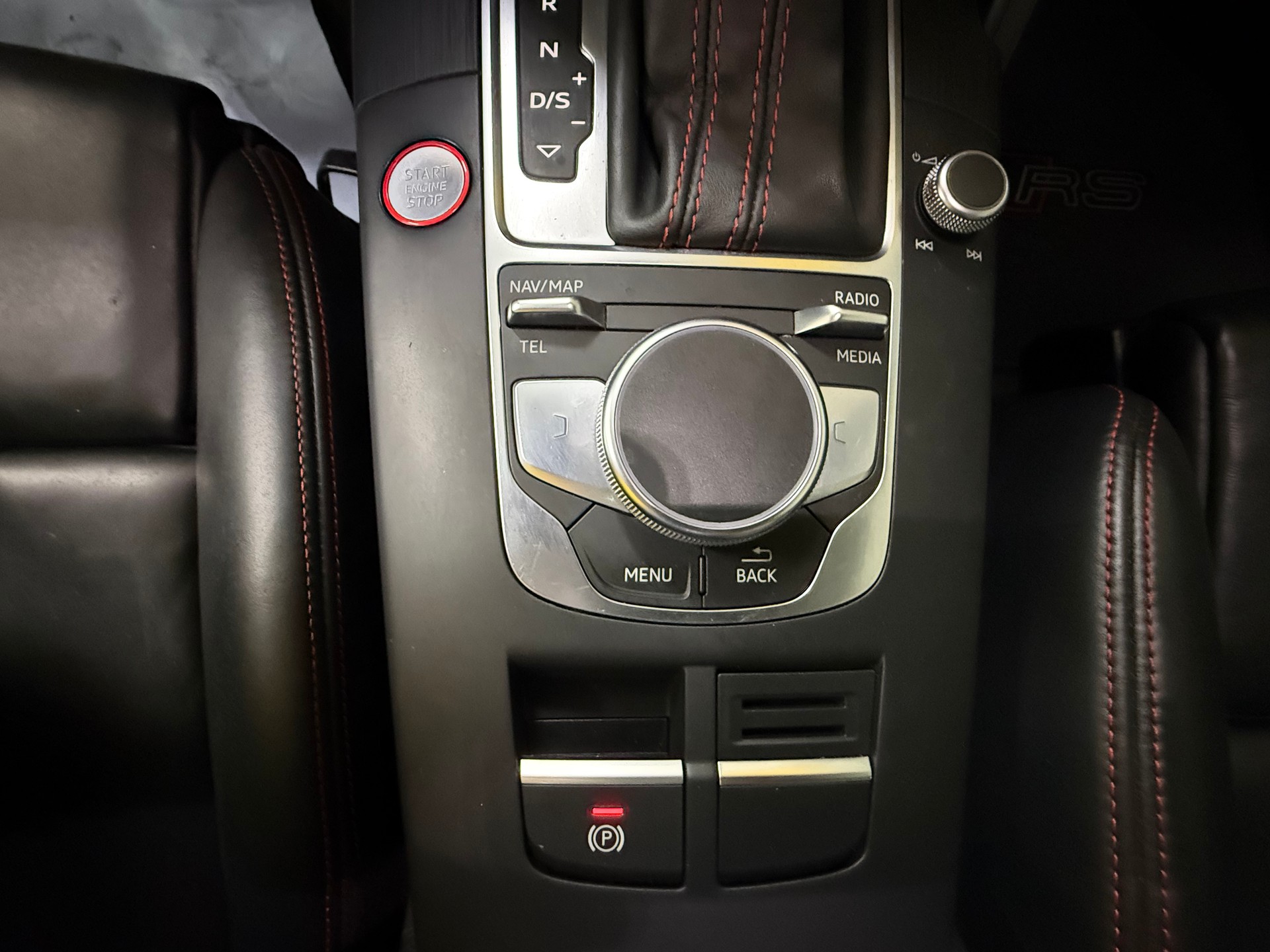AUDI RS3 SB 2.5 TSI quattro-image-13