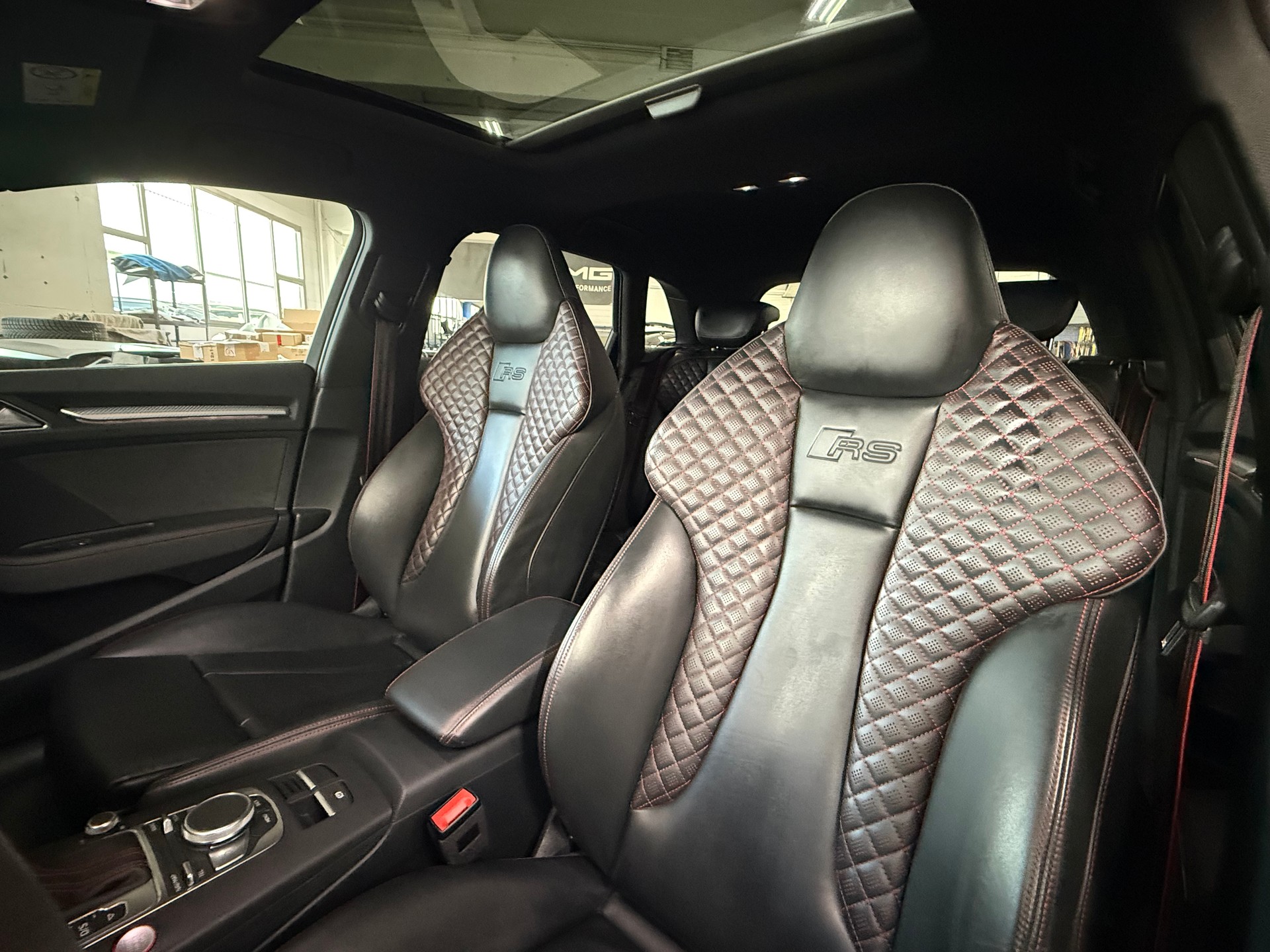 AUDI RS3 SB 2.5 TSI quattro-image-7