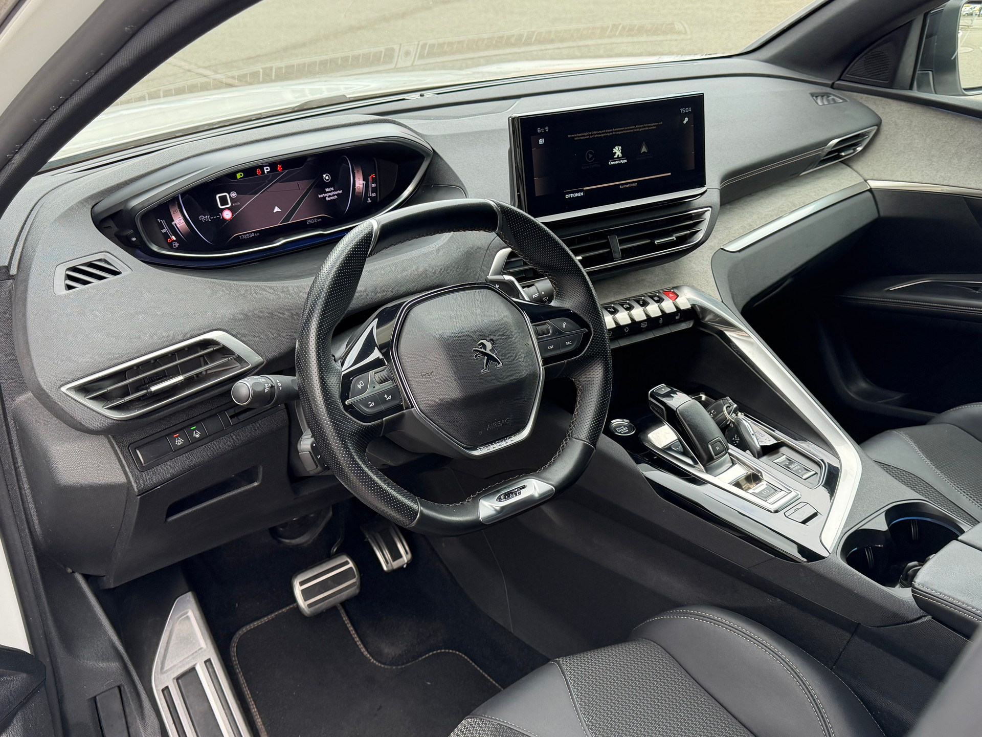 PEUGEOT 5008 1.5 BlueHDi GT EAT8-image-8