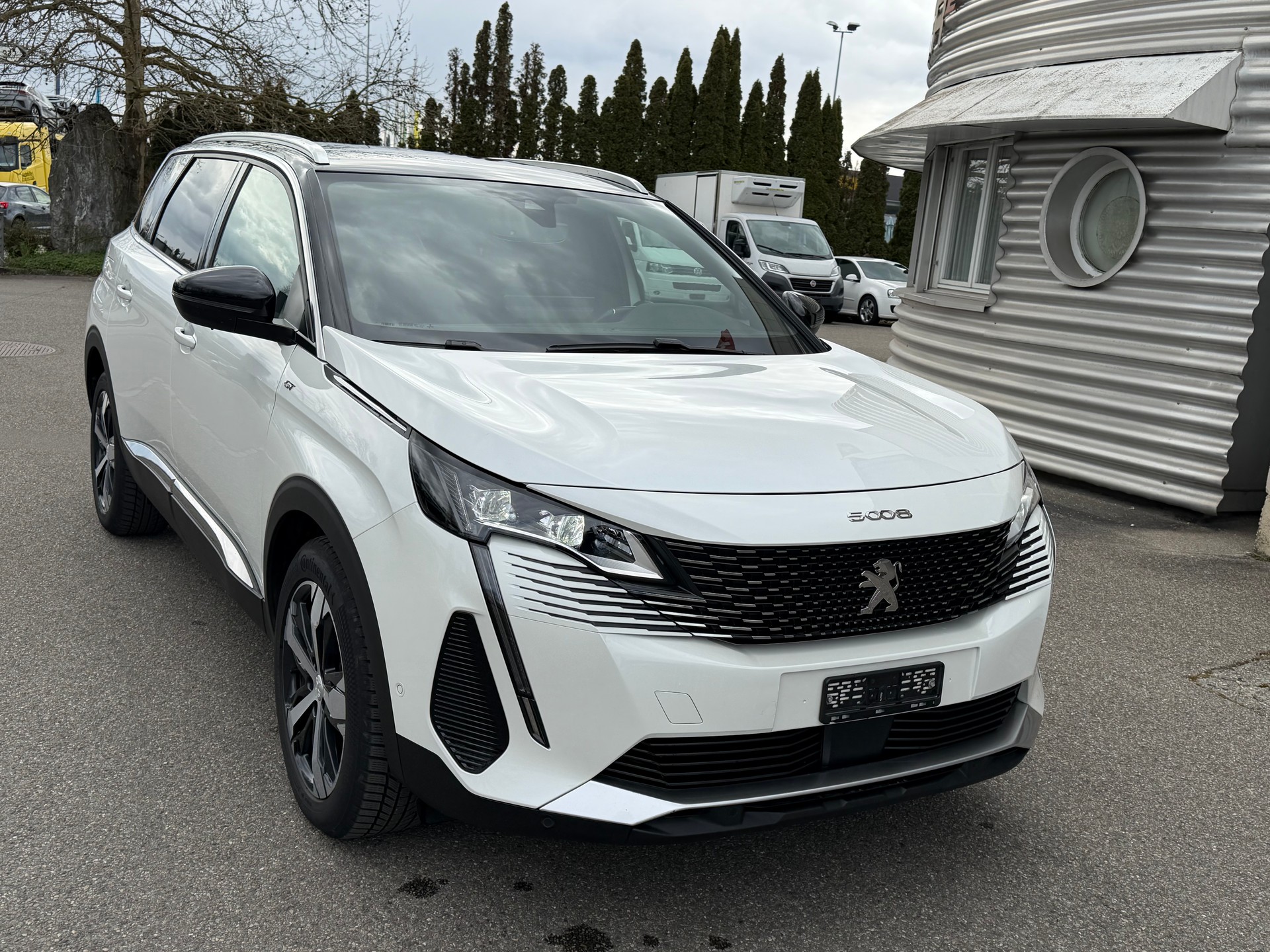PEUGEOT 5008 1.5 BlueHDi GT EAT8-image-2