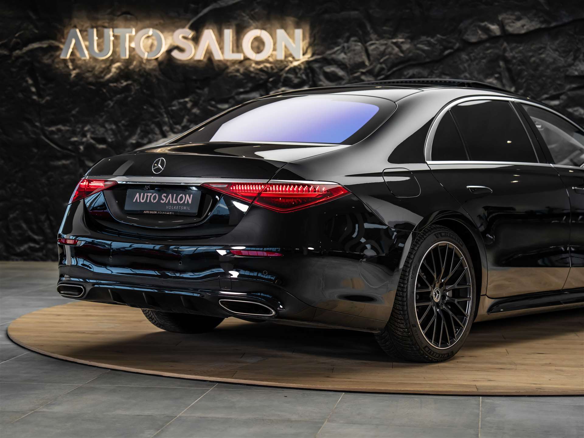 MERCEDES-BENZ S 500 L AMG Line 4matic *CH Auto*Panorama*Massage*-image-24