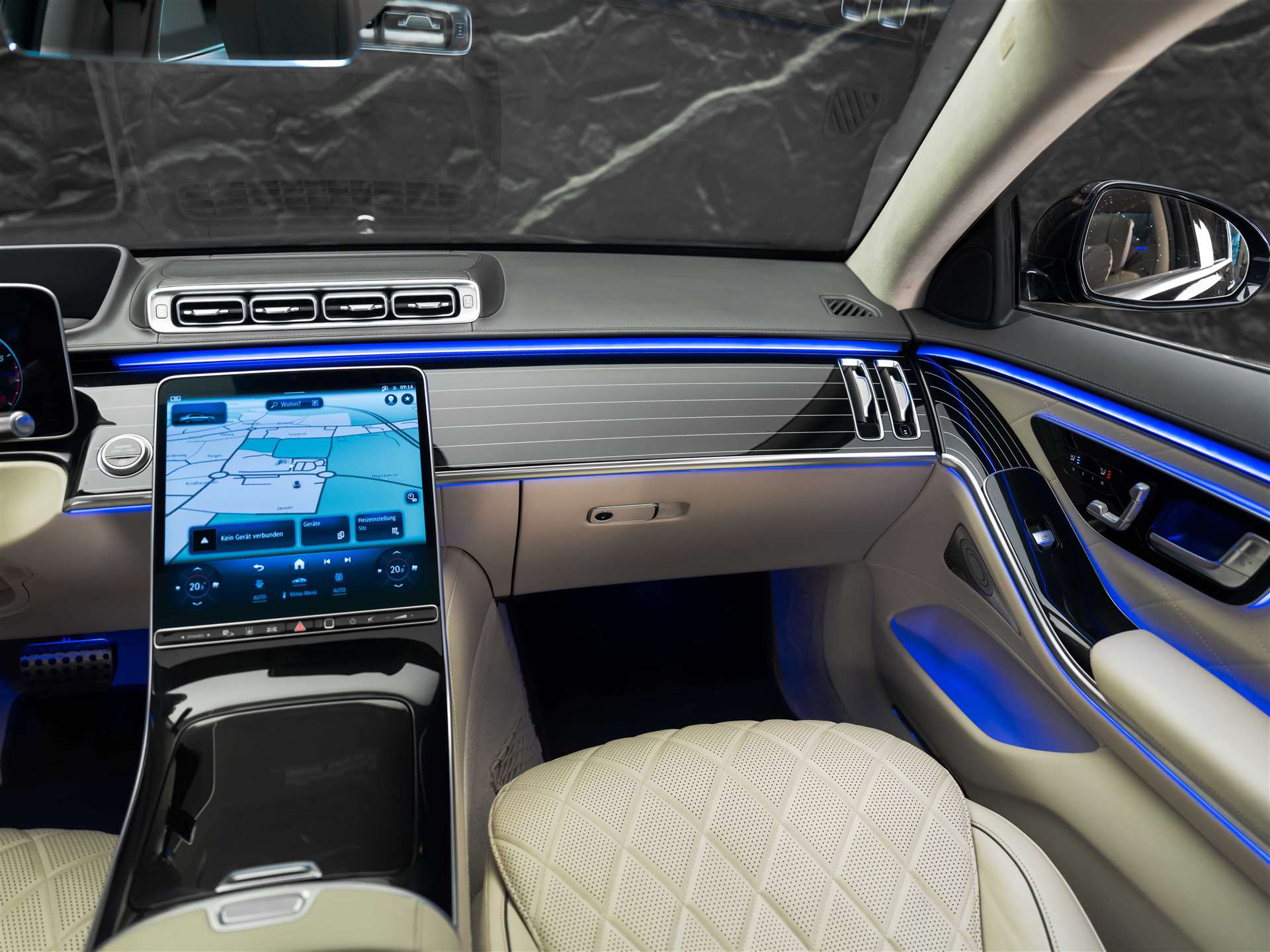 MERCEDES-BENZ S 500 L AMG Line 4matic *CH Auto*Panorama*Massage*-image-31
