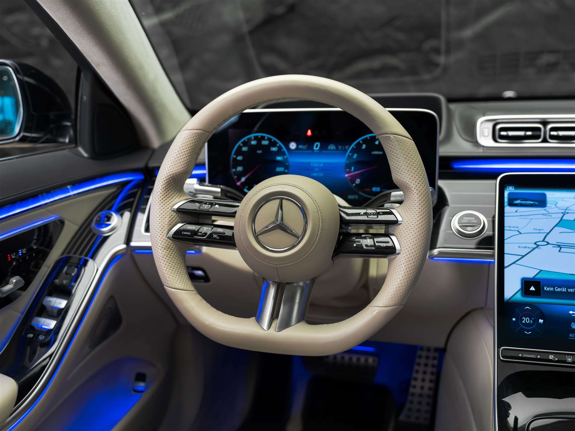 MERCEDES-BENZ S 500 L AMG Line 4matic *CH Auto*Panorama*Massage*-image-30