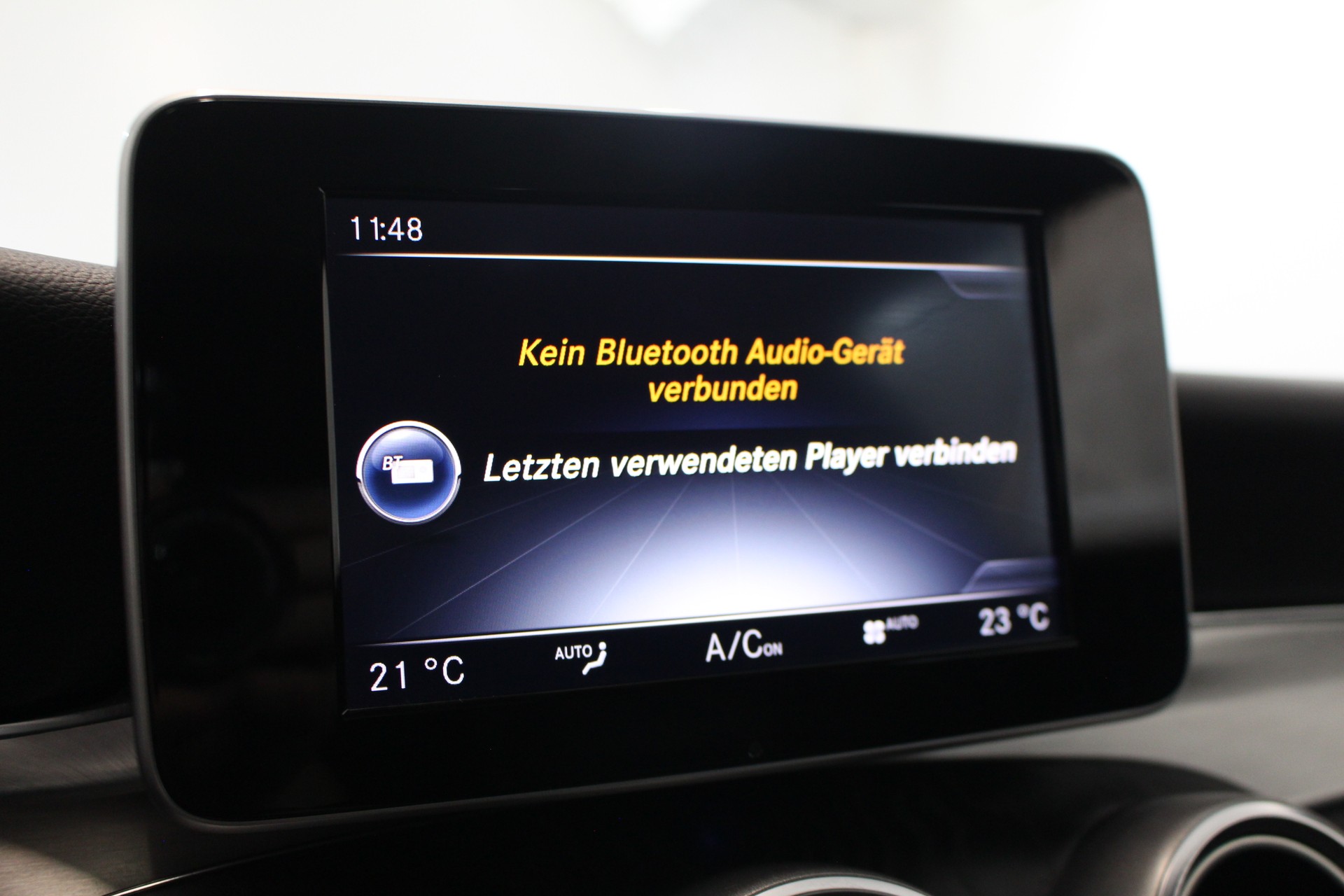 MERCEDES-BENZ C 200 4matic Coupé-image-17