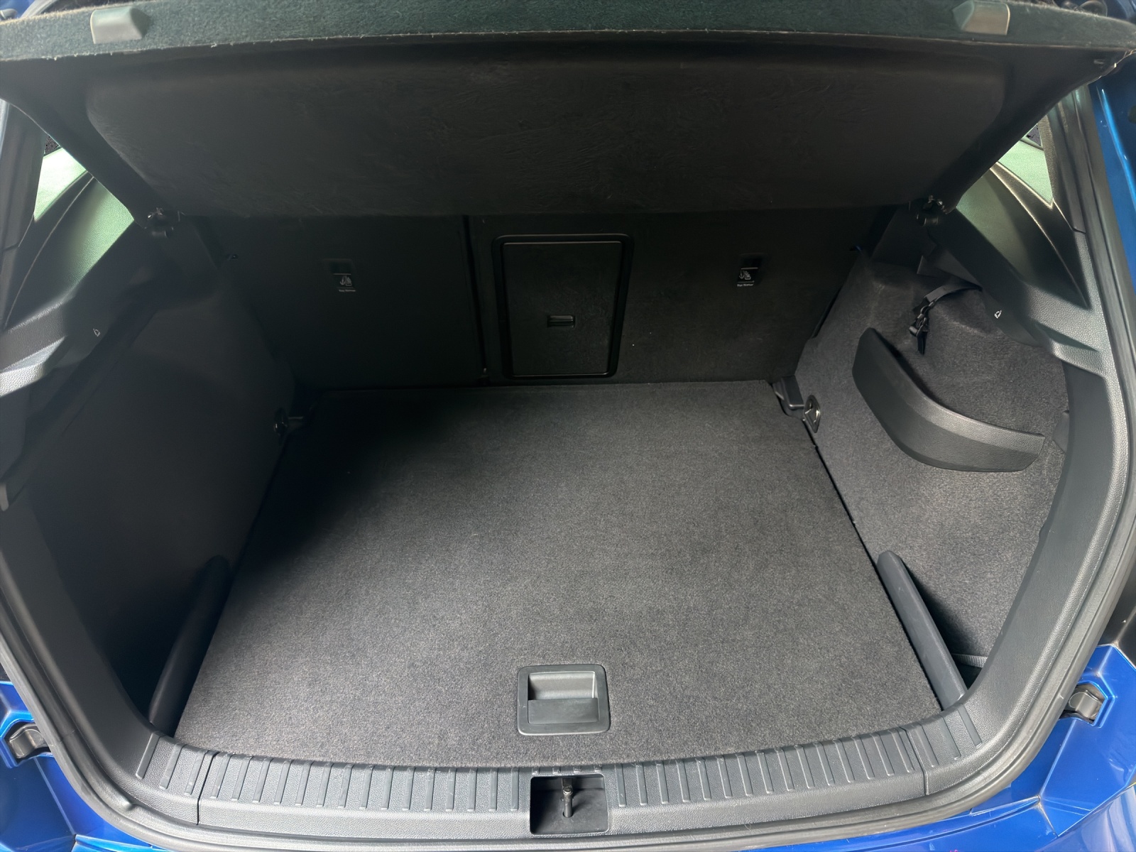 SKODA Karoq 1.5 TSI SportLine DSG-image-10