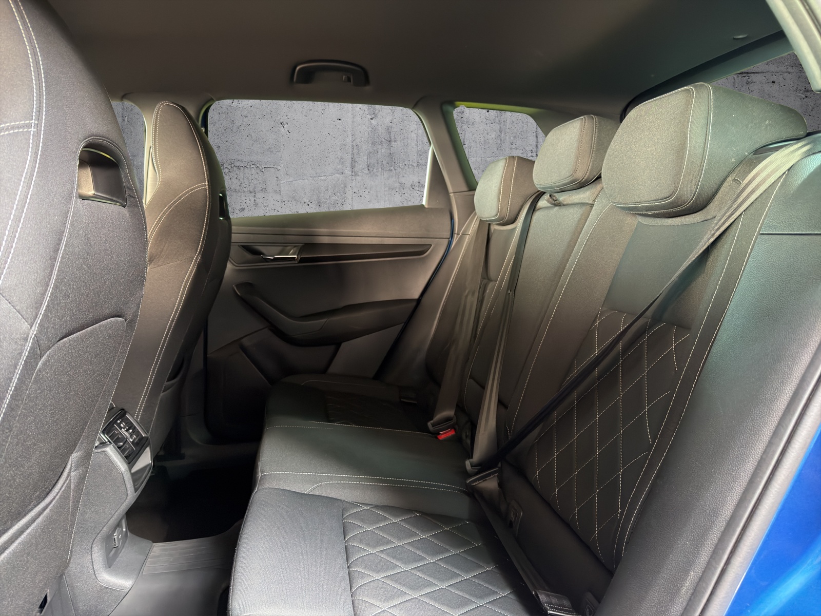 SKODA Karoq 1.5 TSI SportLine DSG-image-9