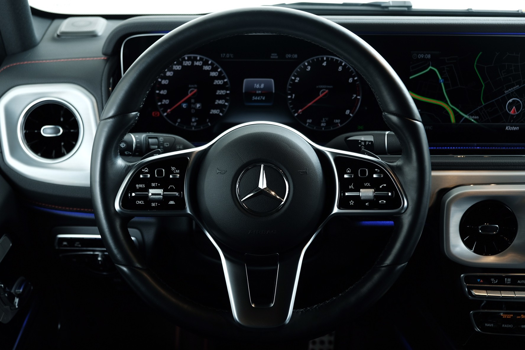 MERCEDES-BENZ G 500 AMG Line 9G-Tronic-image-7