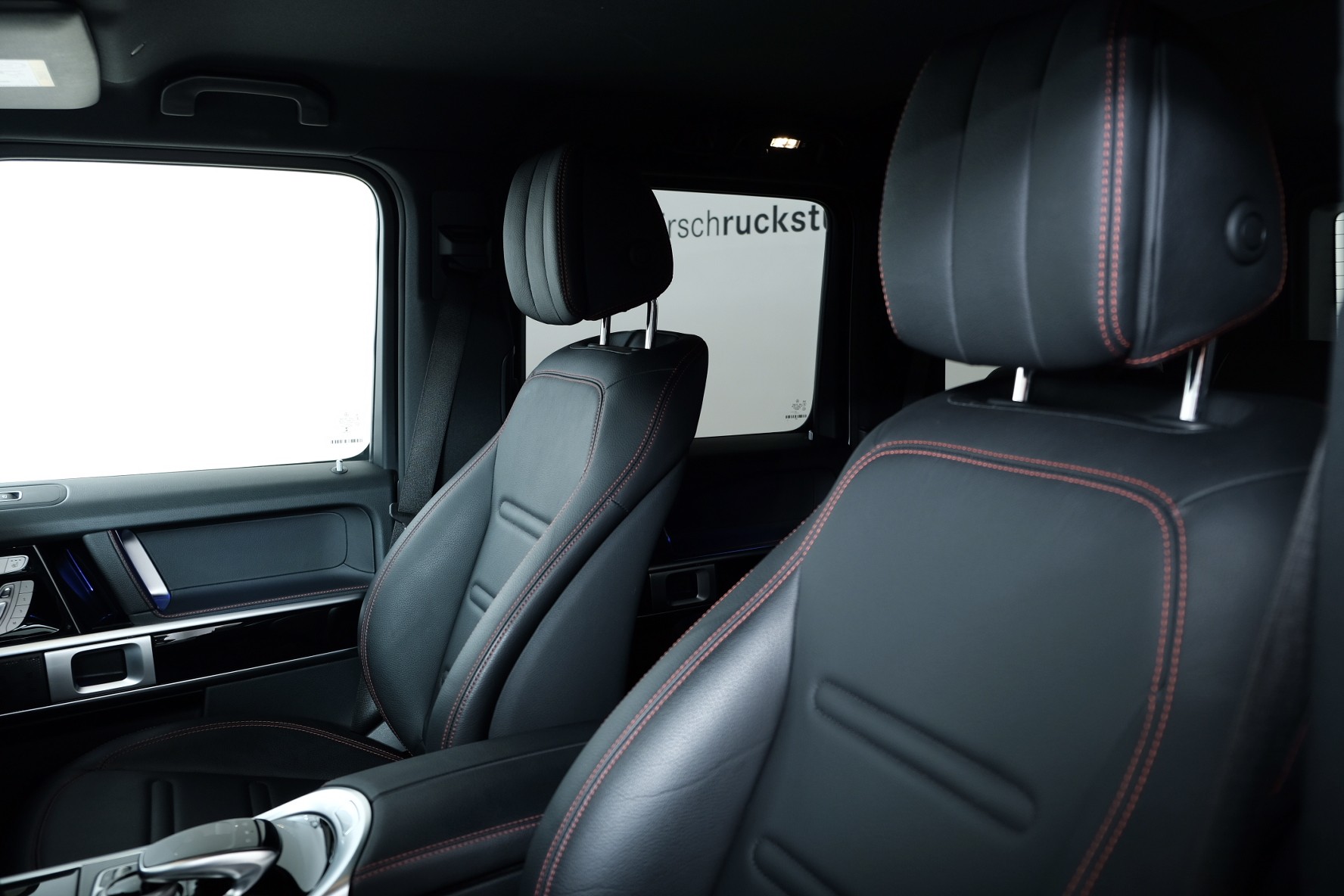 MERCEDES-BENZ G 500 AMG Line 9G-Tronic-image-9