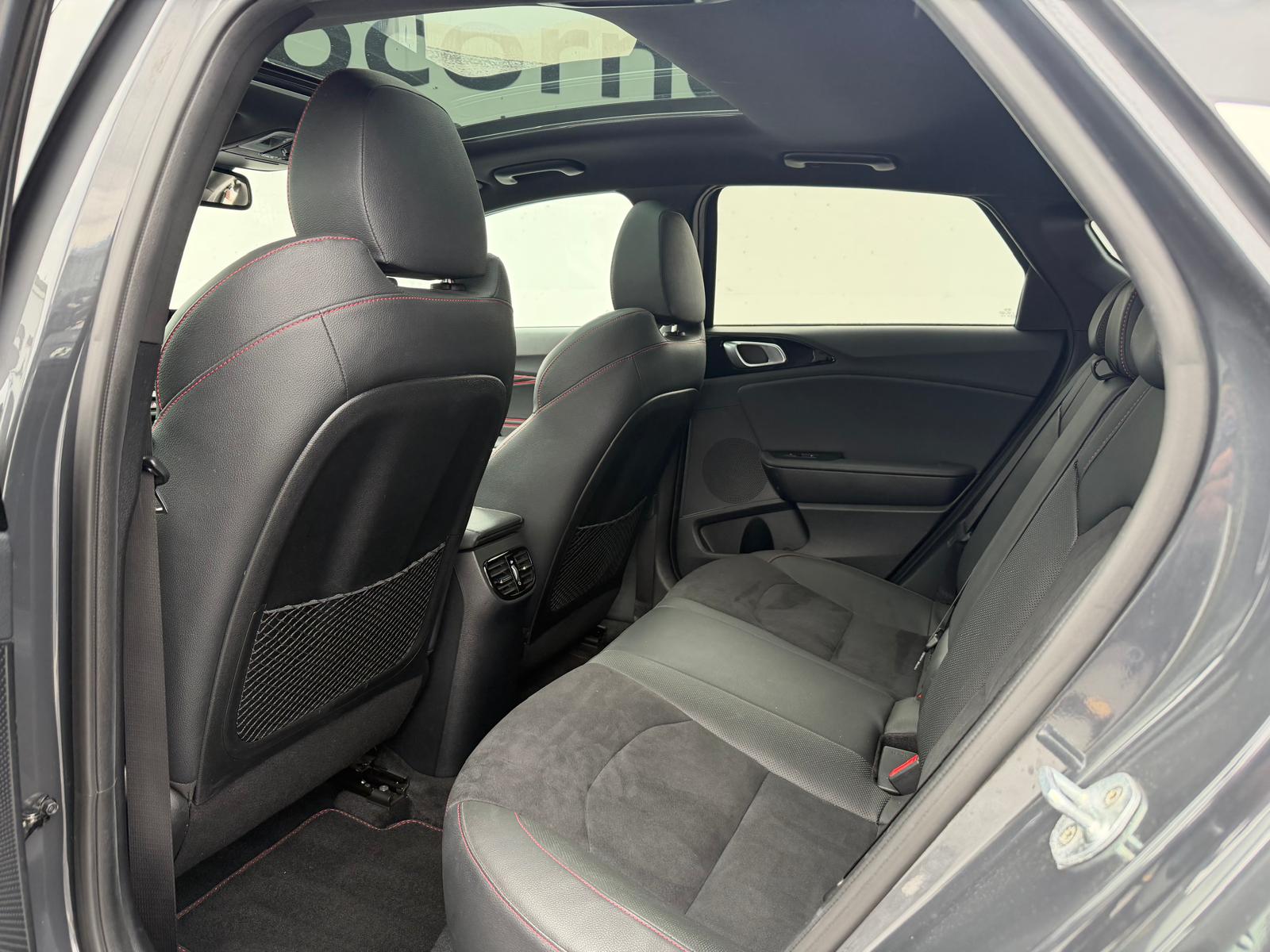 KIA ProCeed 1.6 T-GDi GT DCT-image-8