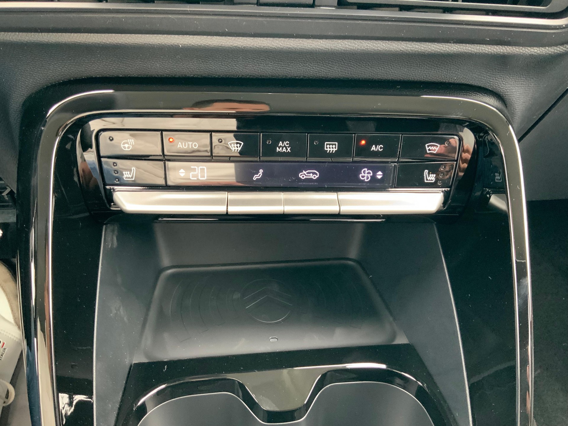 CITROEN C3 Aircross 1.2 Hybrid Max-image-8