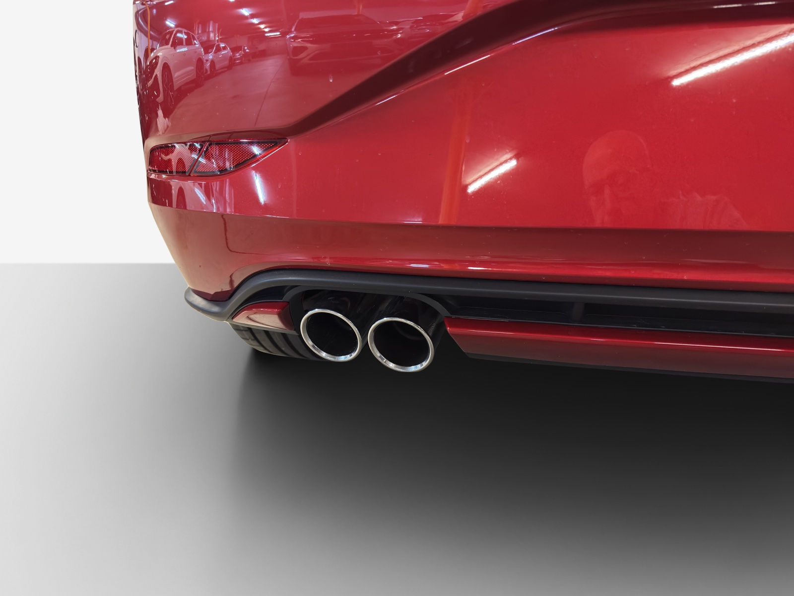 VW Polo 2.0 TSI GTI DSG-image-13