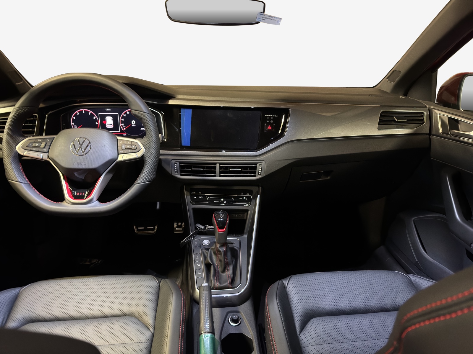 VW Polo 2.0 TSI GTI DSG-image-10
