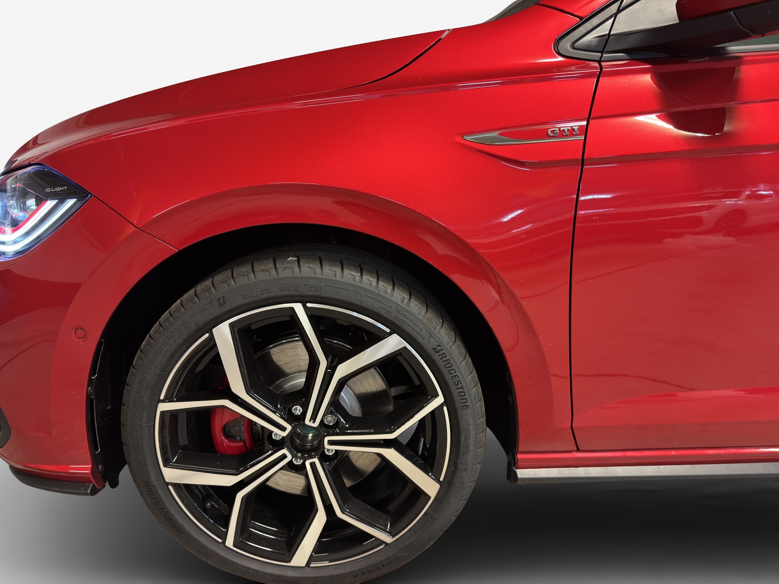 VW Polo 2.0 TSI GTI DSG-image-15