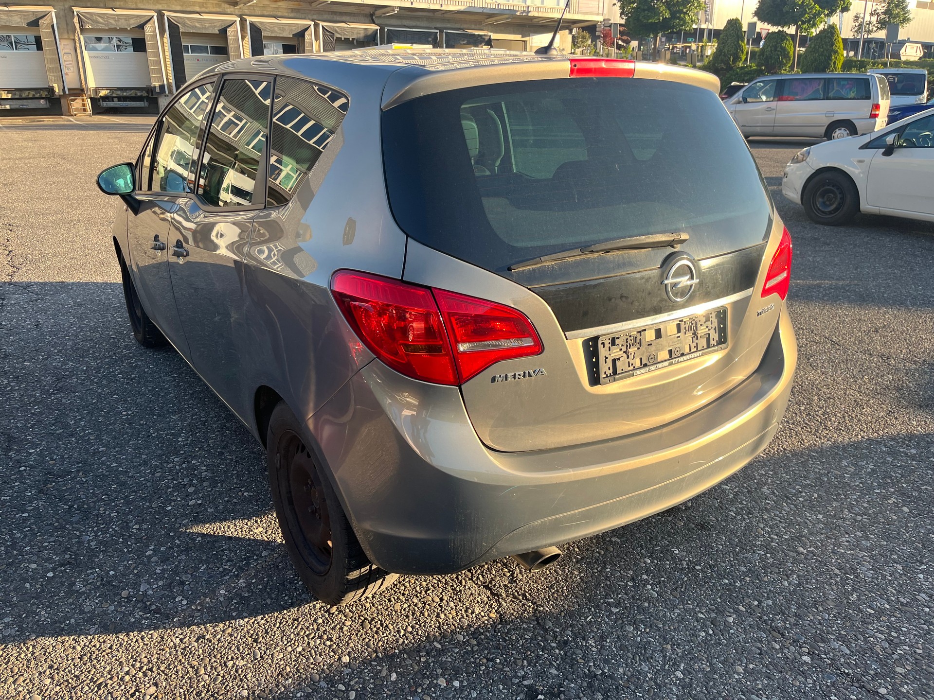 OPEL Meriva 1.4 Turbo Enjoy-image-3