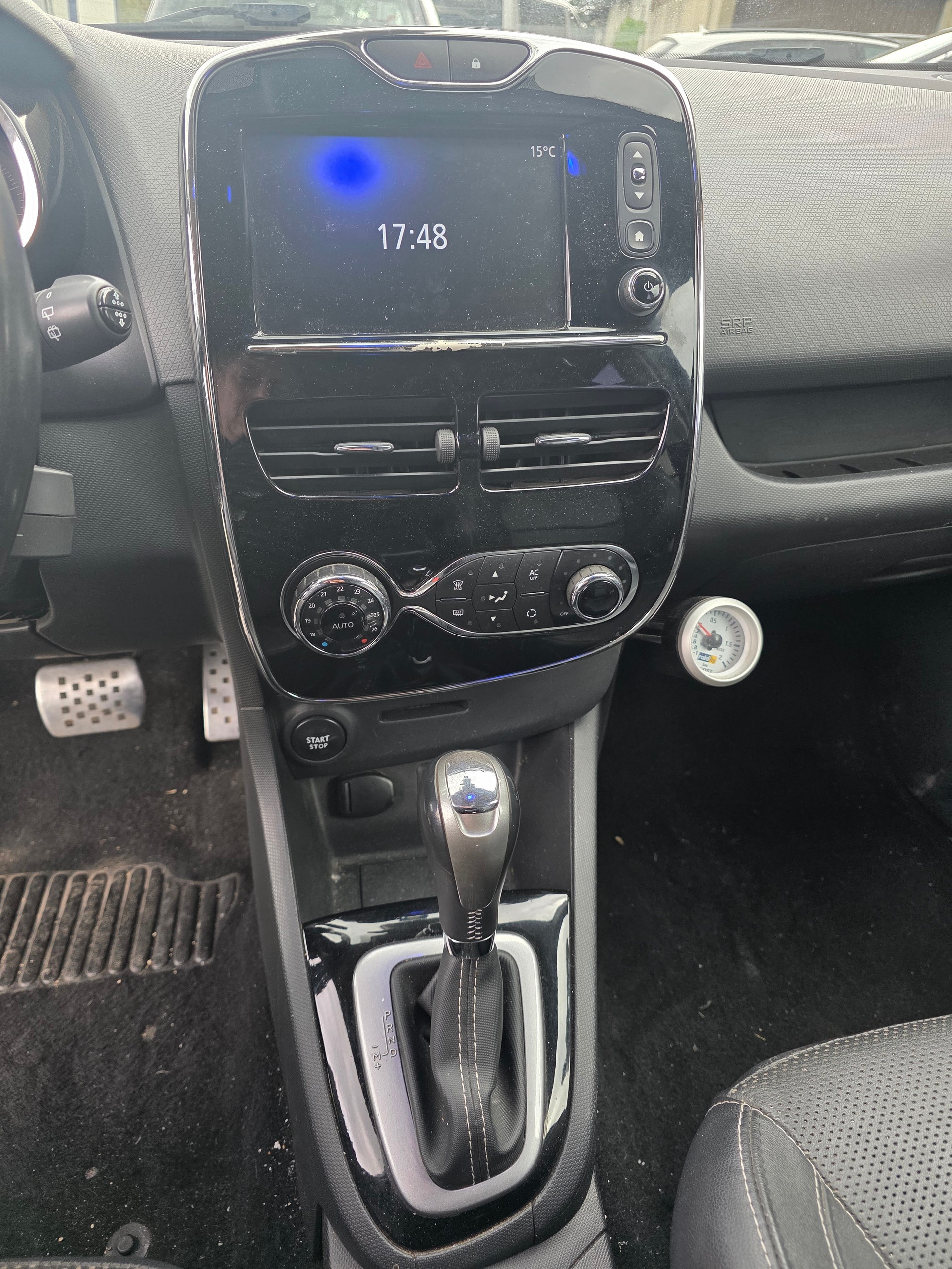 RENAULT Clio 1.2 16V T GT EDC FRISC MFK..12 mon garantie-image-12