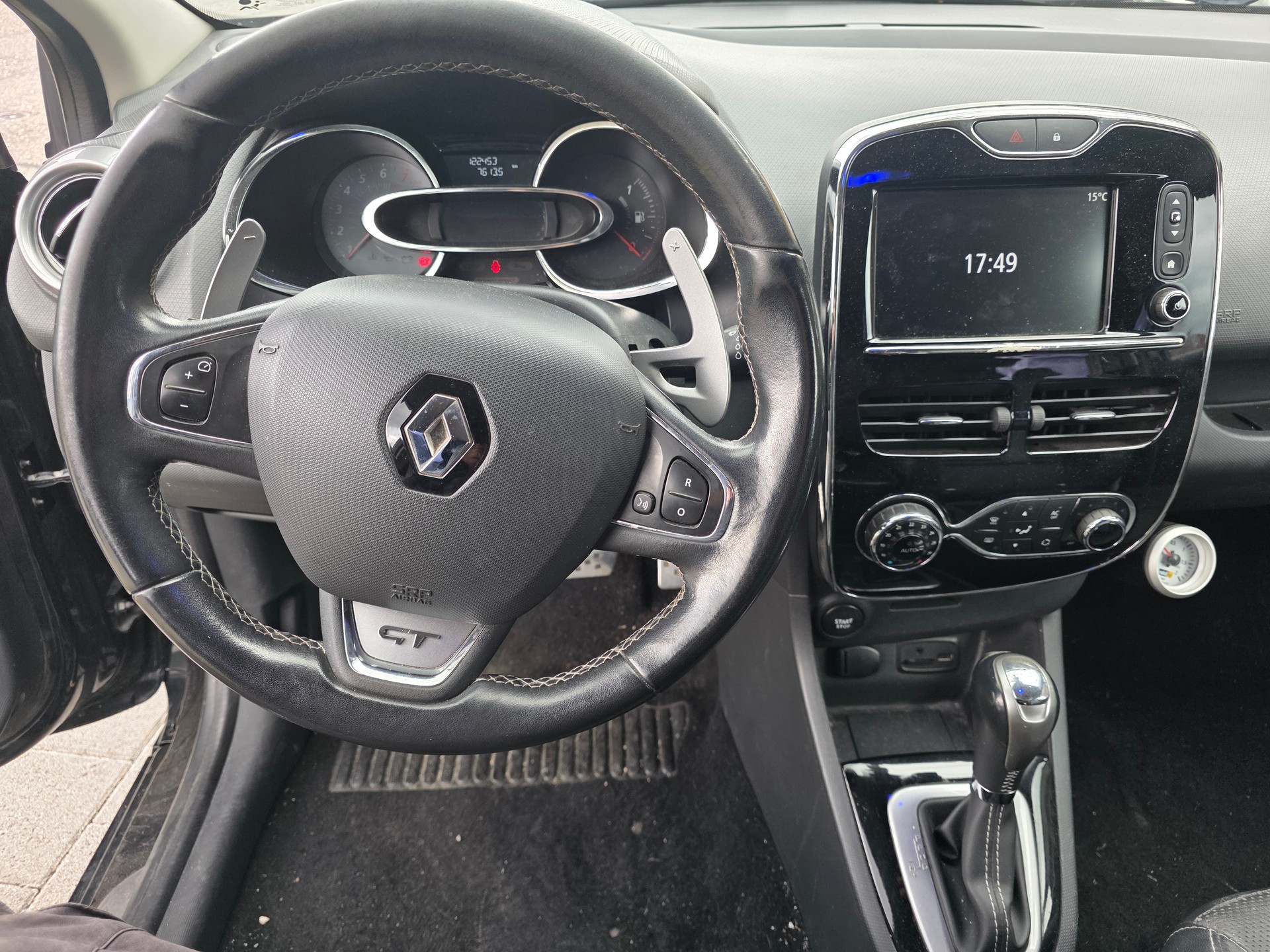 RENAULT Clio 1.2 16V T GT EDC FRISC MFK..12 mon garantie-image-11