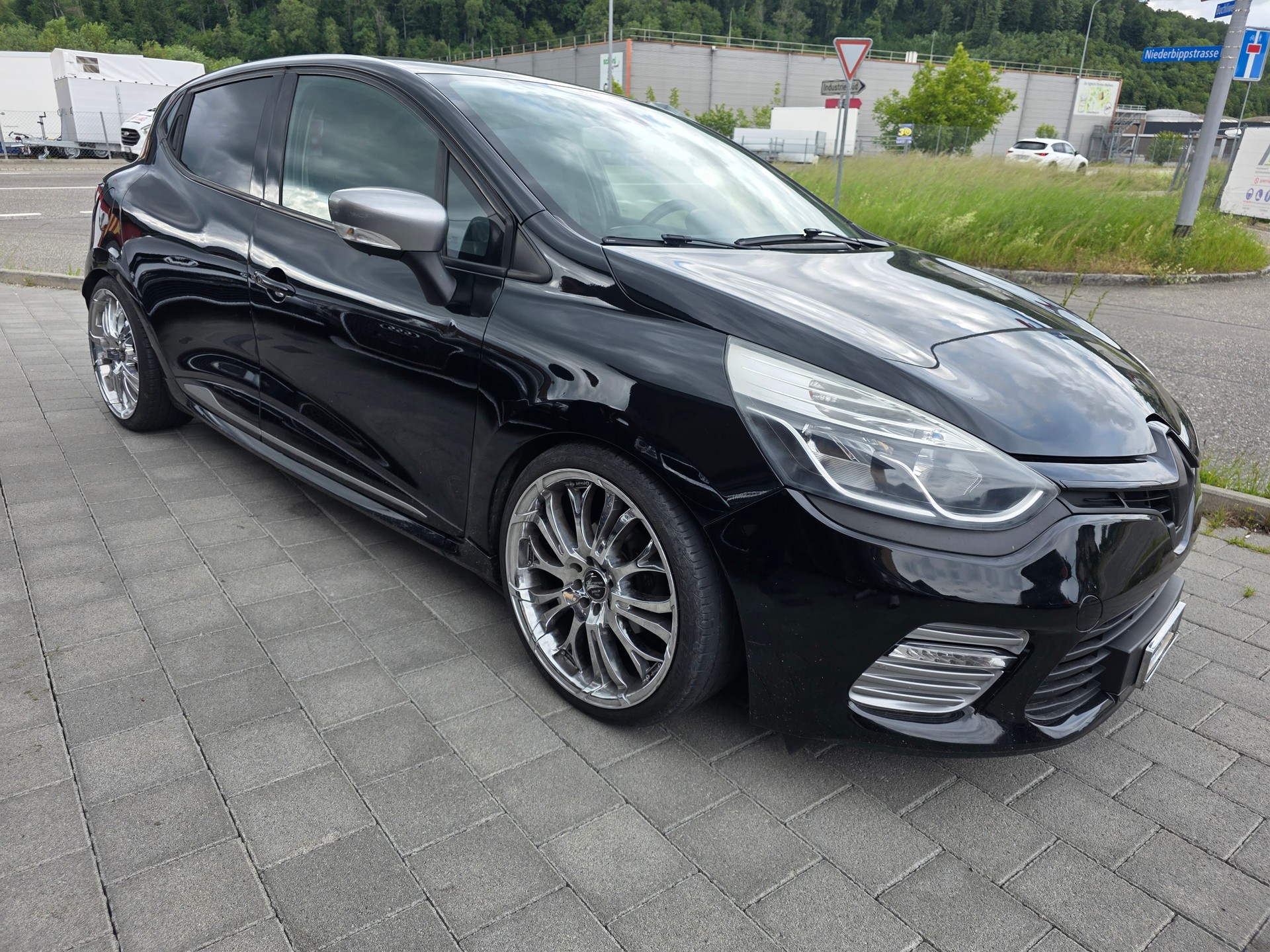RENAULT Clio 1.2 16V T GT EDC FRISC MFK..12 mon garantie