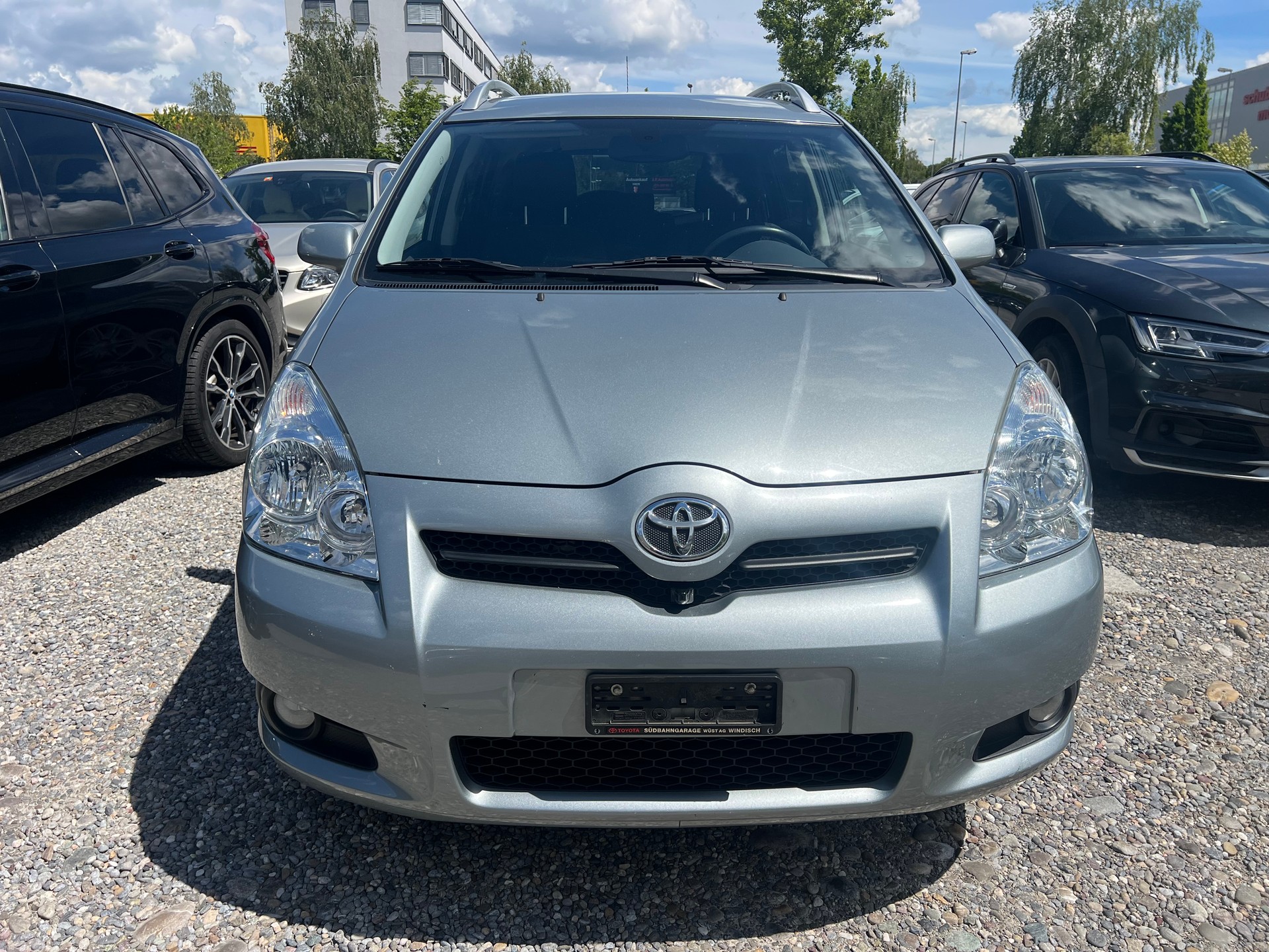 TOYOTA Corolla Verso 1.8 Limited* 7 Plätze, Navigation, 360’ kamera-image-4