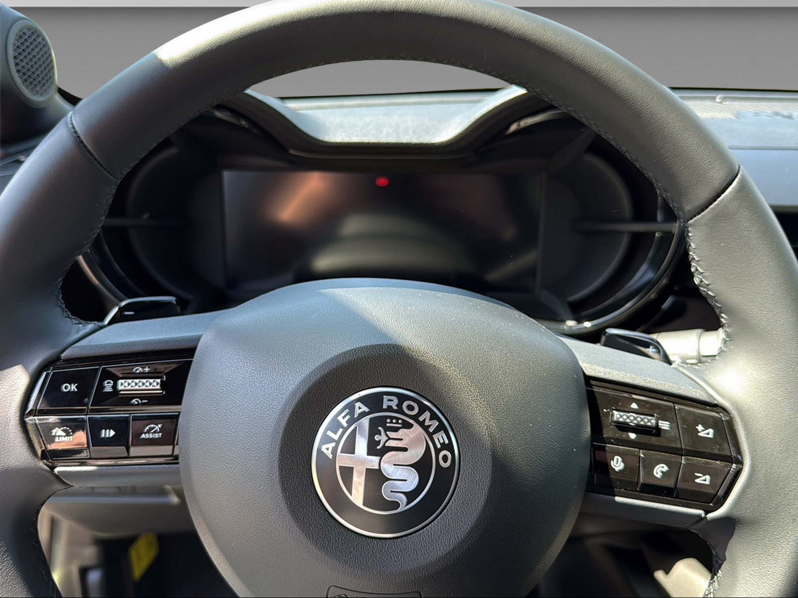 ALFA ROMEO Junior 1.2 Ibrida Speciale-image-17