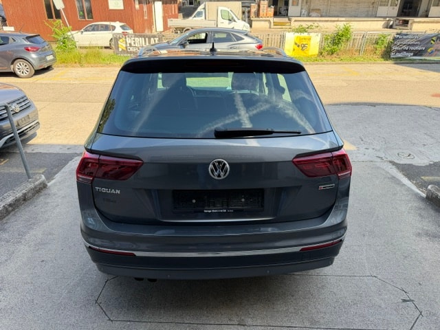 VW Tiguan 2.0 TDI SCR Highline4Motion DSG-image-3