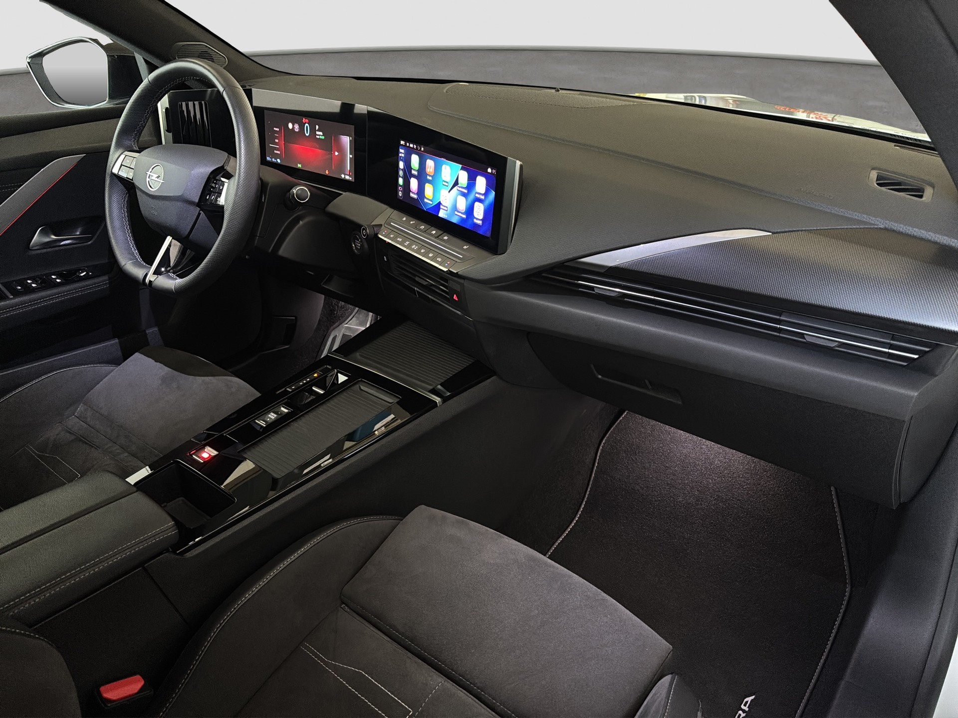OPEL Astra 1.6 PHEV Turbo Swiss Plus A-image-14