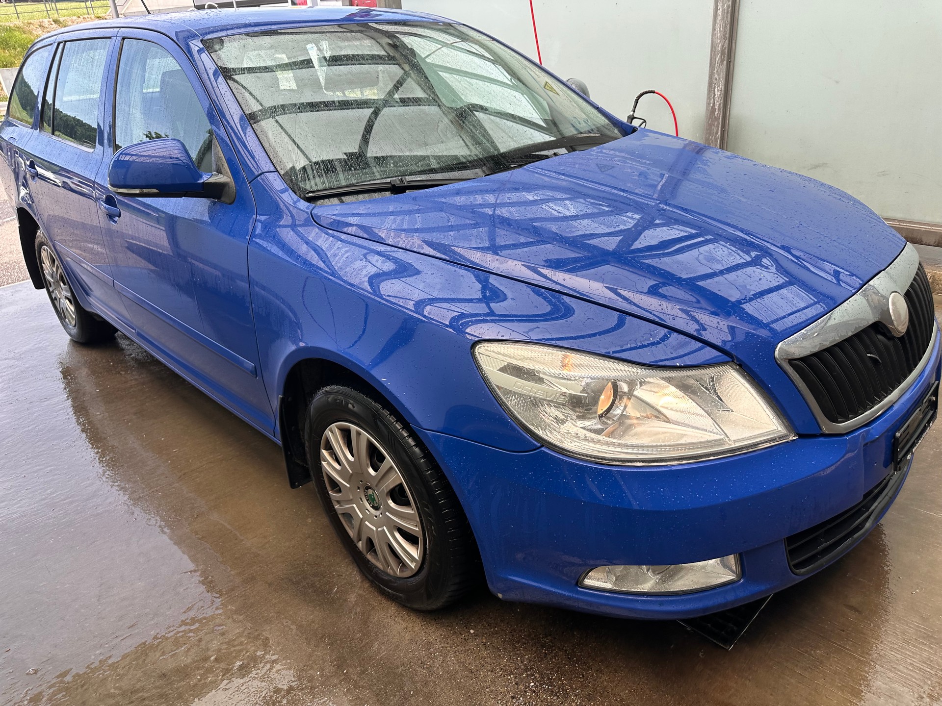 SKODA Octavia Combi 1.9 TDI Swiss Adventure 4x4-image-7