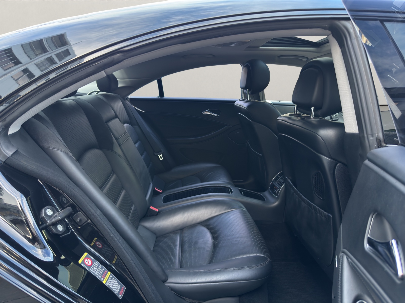MERCEDES-BENZ CLS 55 AMG Automatic-image-13
