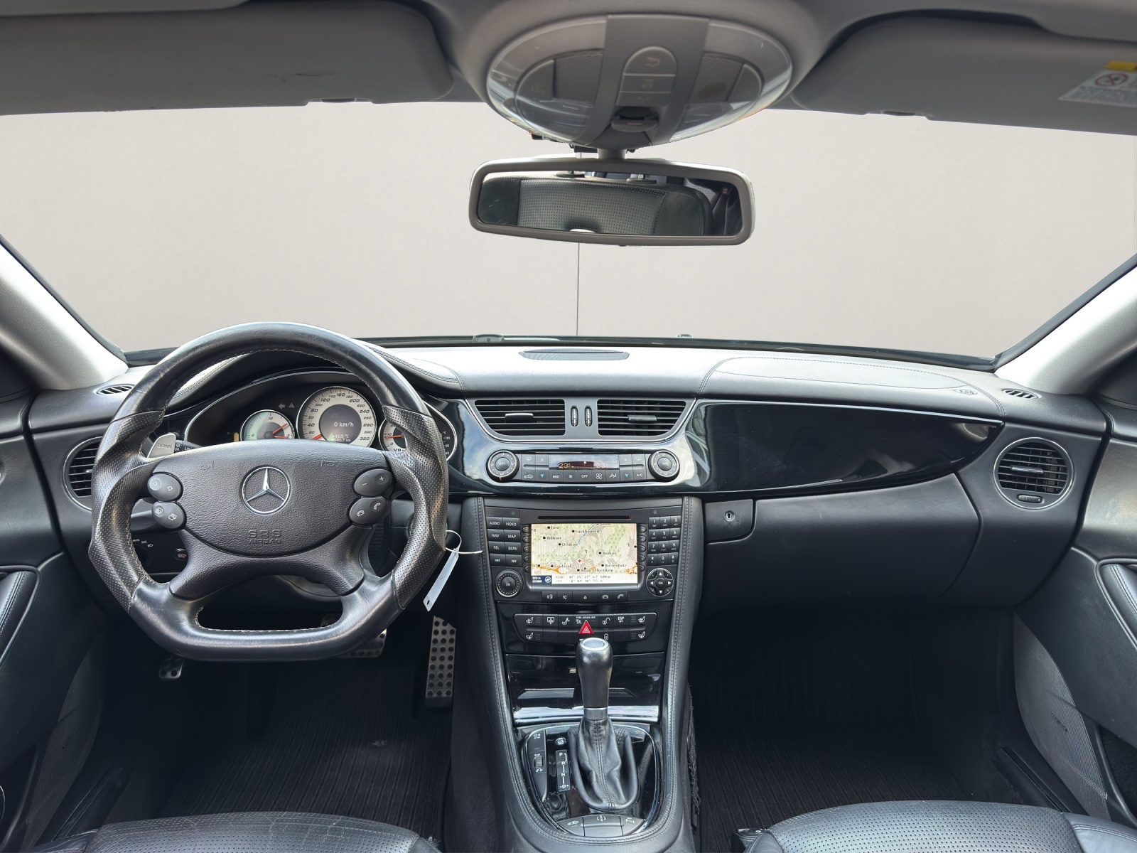 MERCEDES-BENZ CLS 55 AMG Automatic-image-9