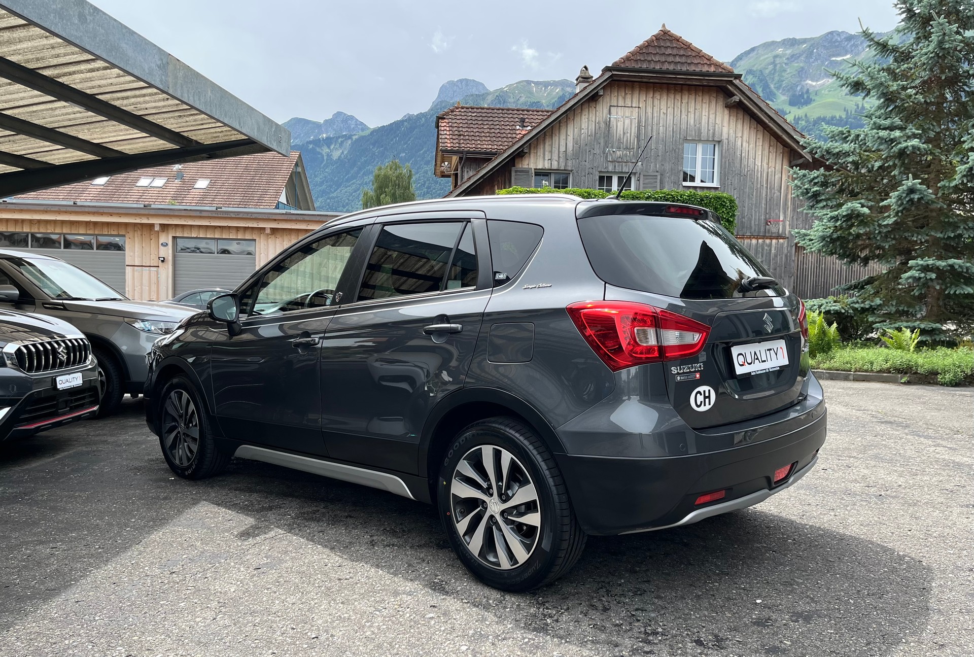 SUZUKI SX4 S-Cross 1.4 16VSergio Cellano Top 4WD Autom.-image-4