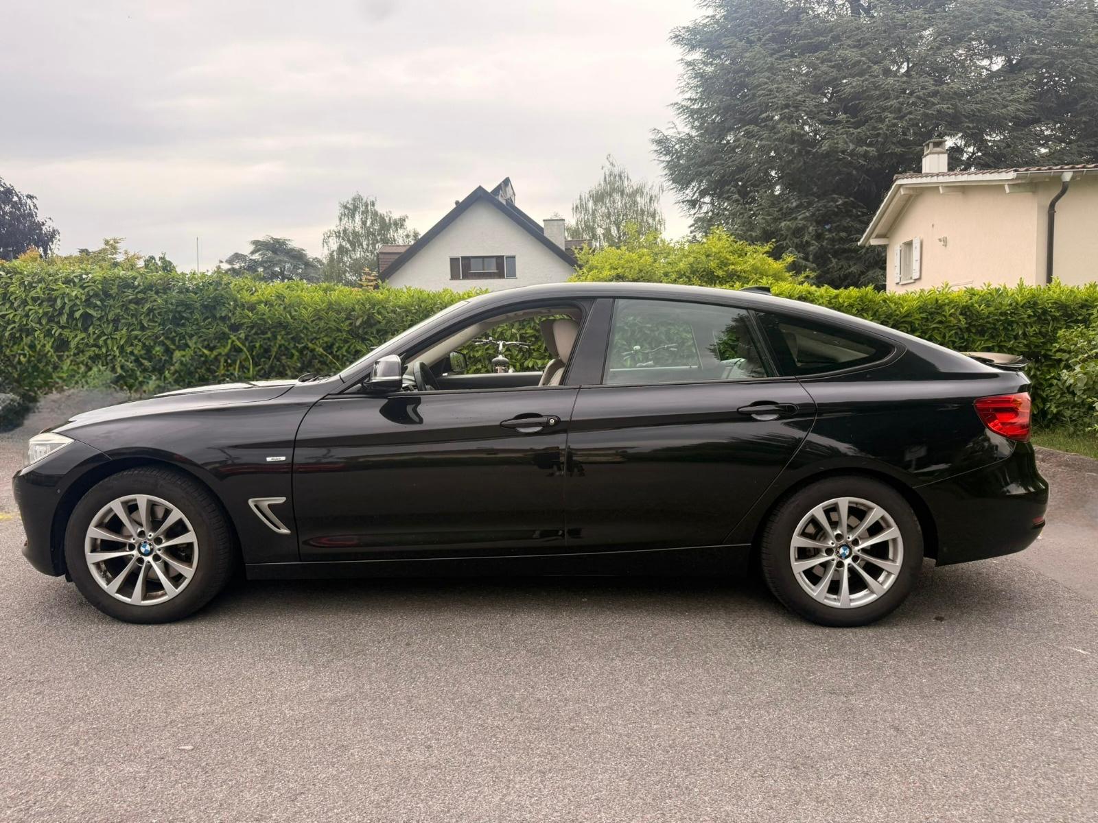 BMW 328i GT xDrive Steptronic-showroom-element-2