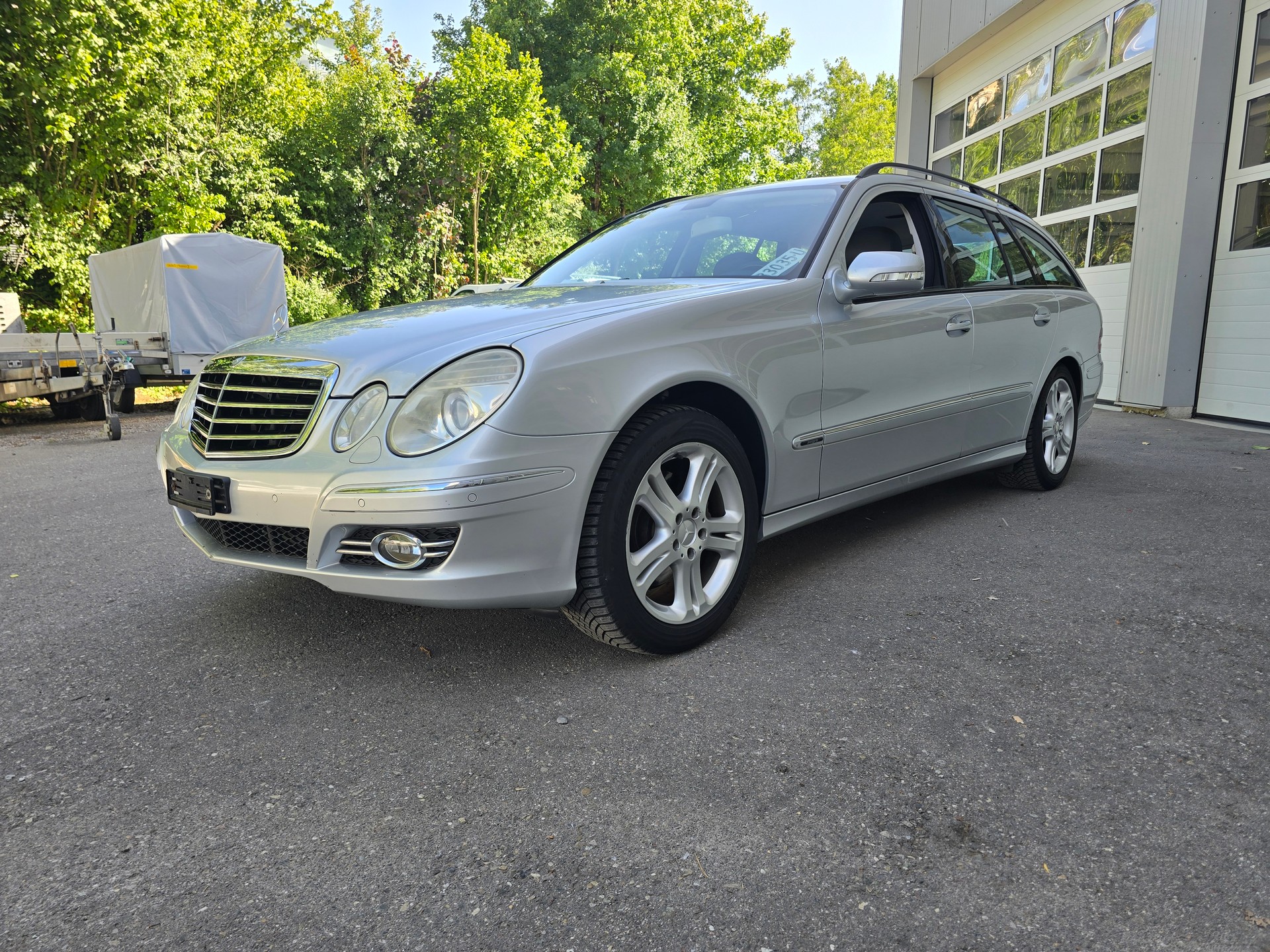 MERCEDES-BENZ E 280 Elégance
