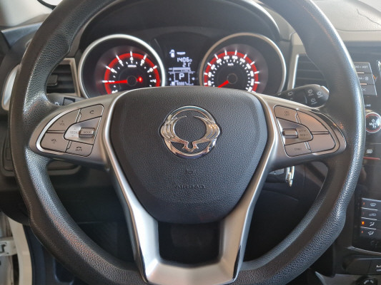 KGM-SsangYong Tivoli 1.6i Crystal 2WD-image-8