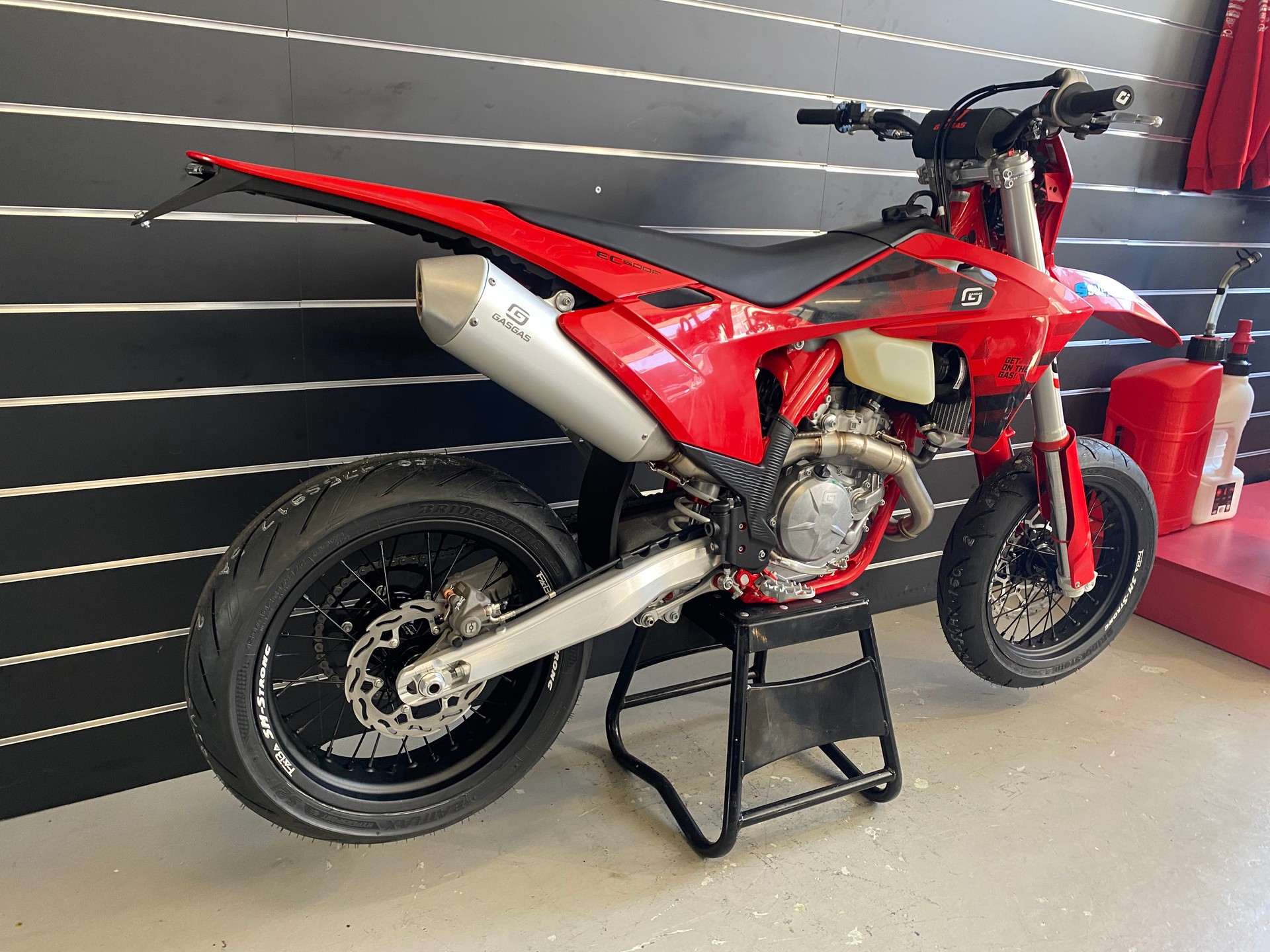 GASGAS EC 500 Supermoto-image-3