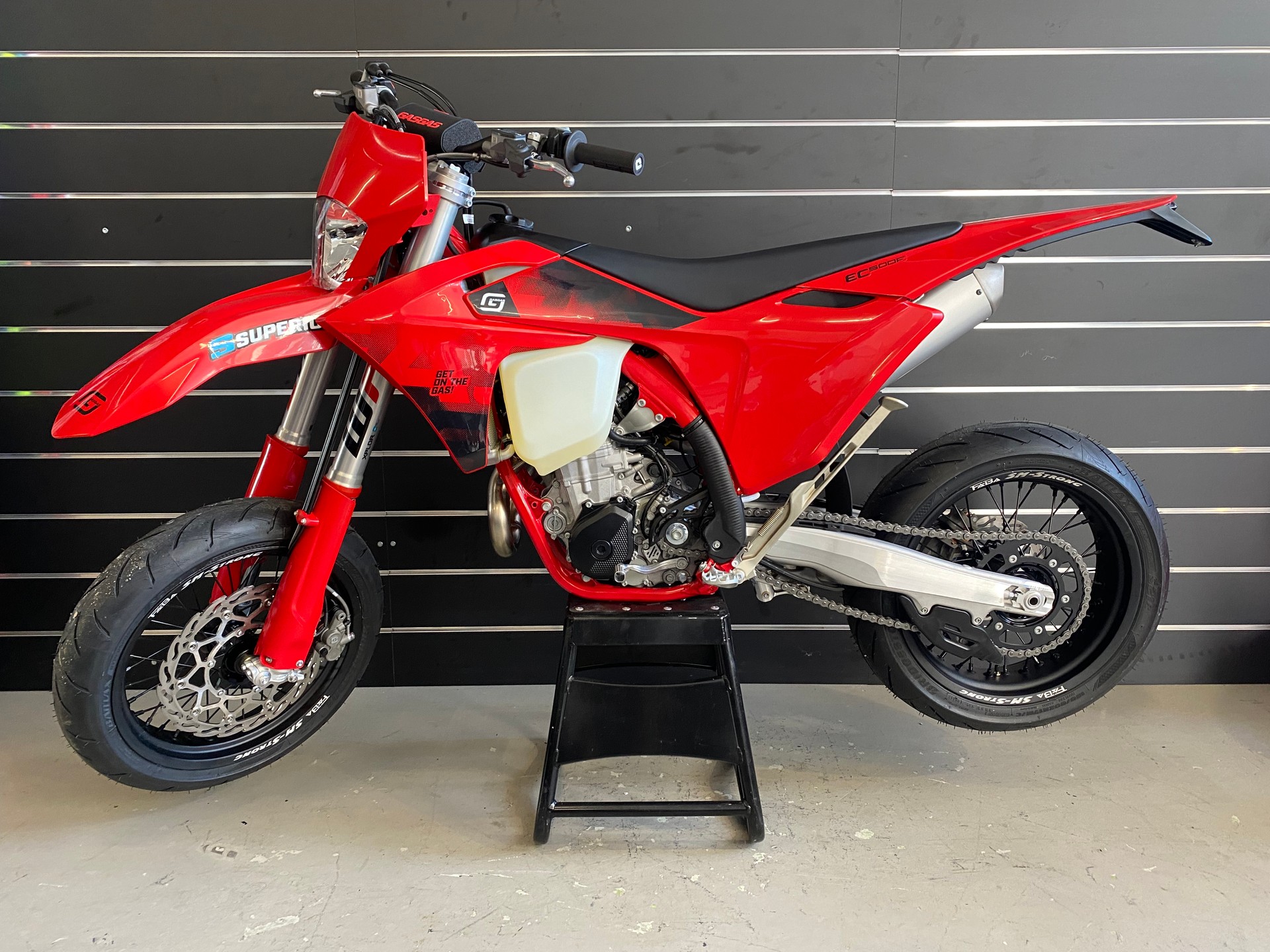 GASGAS EC 500 Supermoto-image-1