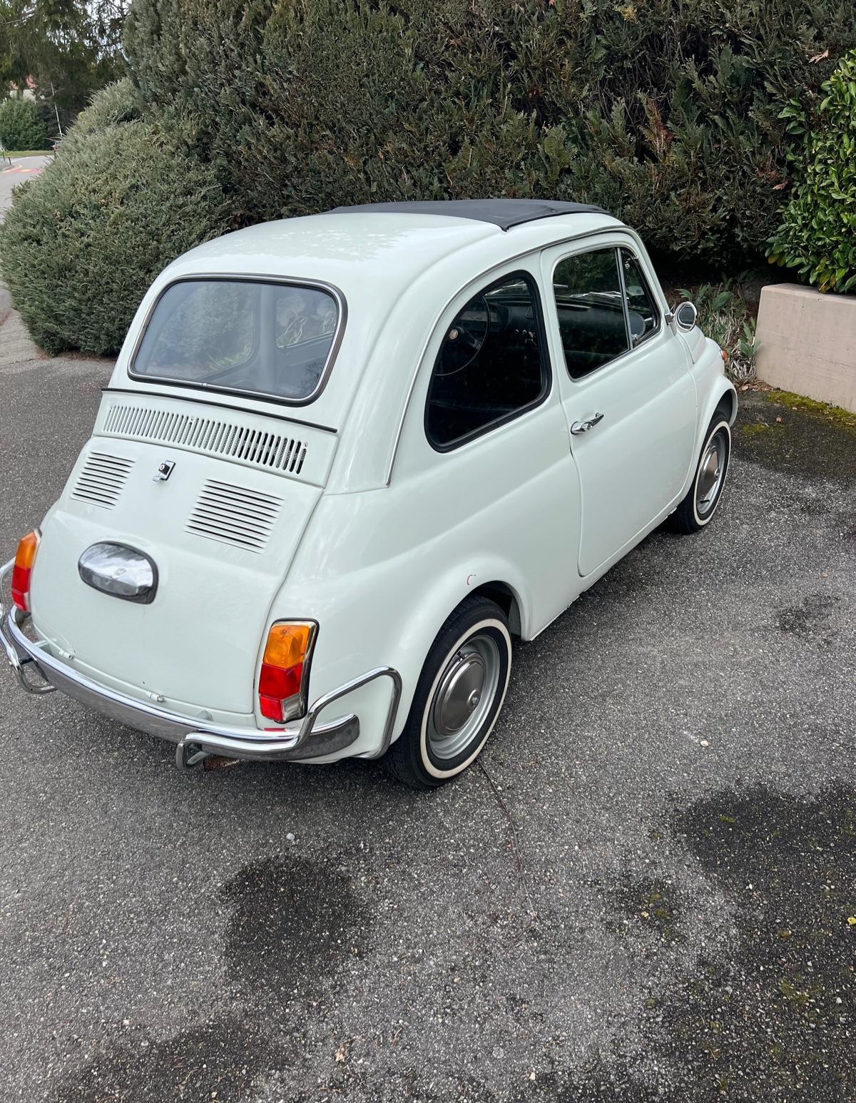 FIAT 500L-showroom-element-1