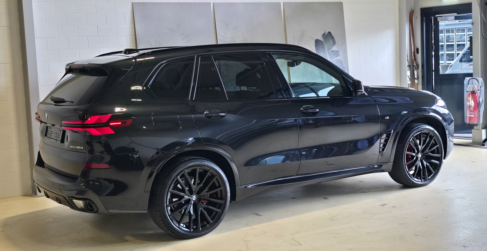 BMW X5 xDrive 48V 30d M Sport Pro Steptronic-showroom-element-3