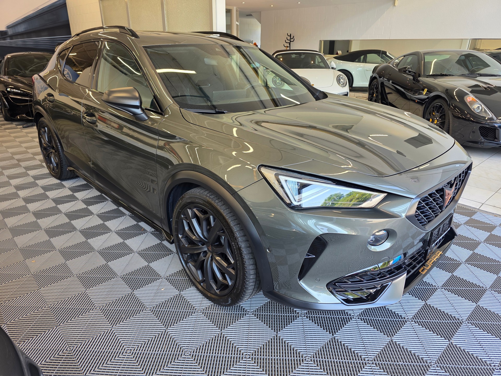 CUPRA Formentor 2.0TSI Tribe Edition DSG-showroom-element-1